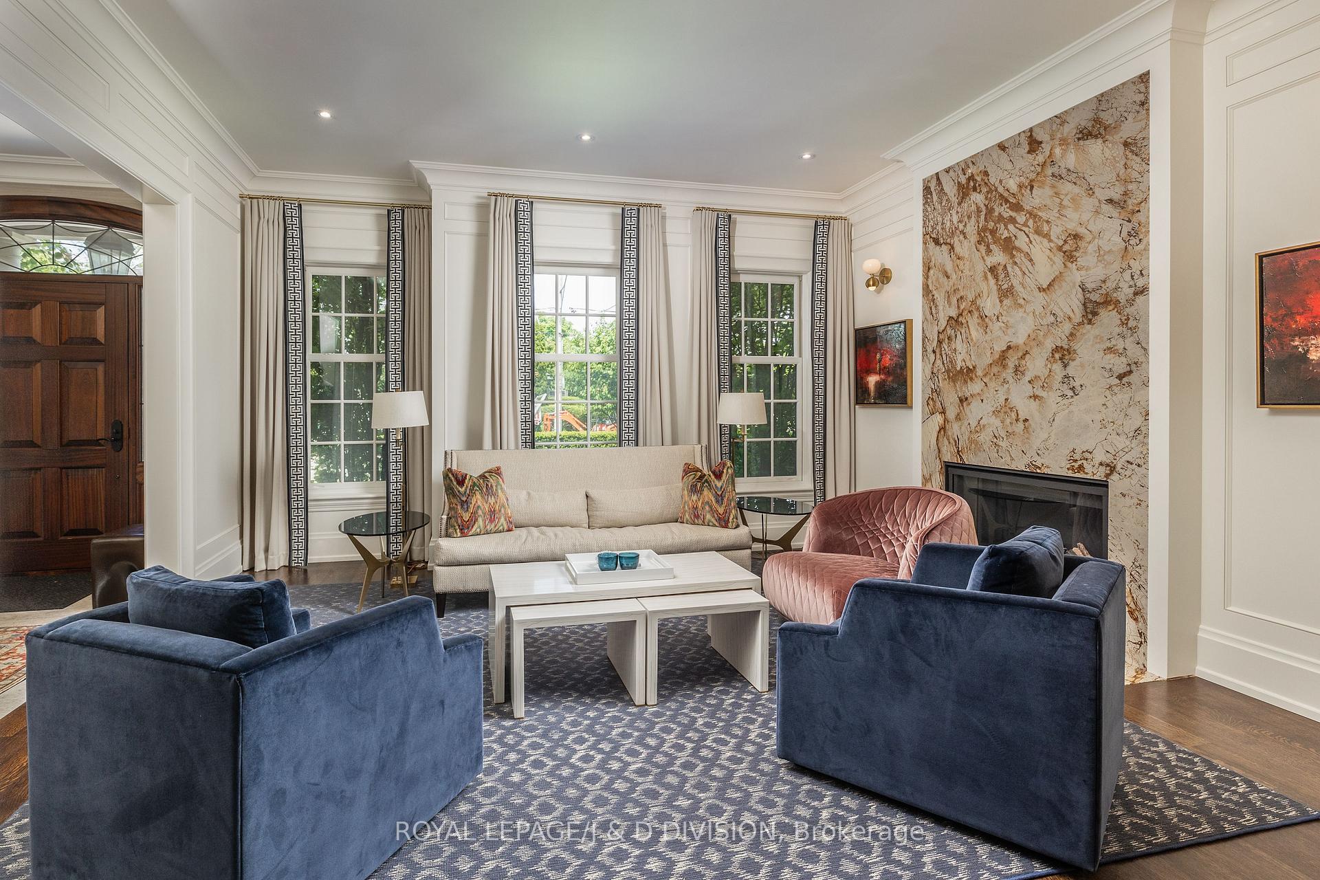 Photo 3 of 161 Alexandra Boulevard, Toronto, Lawrence Park South — HOMEH