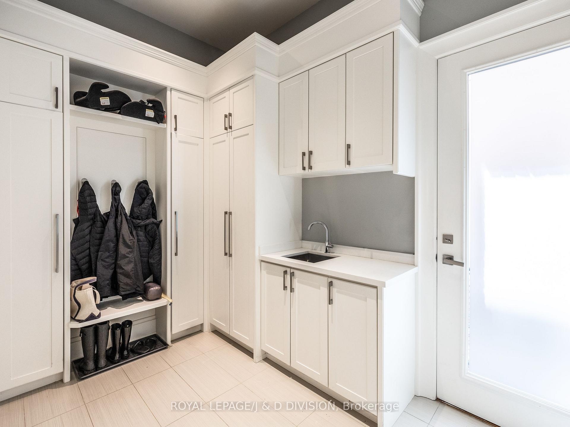 Photo 14 of 161 Alexandra Boulevard, Toronto, Lawrence Park South — HOMEH
