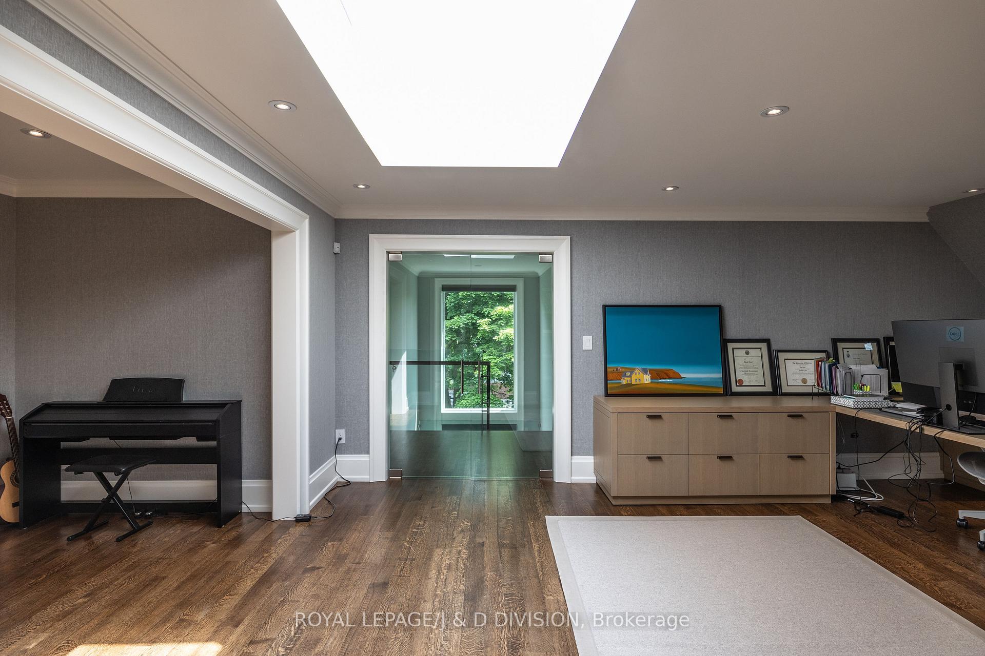 Photo 24 of 161 Alexandra Boulevard, Toronto, Lawrence Park South — HOMEH