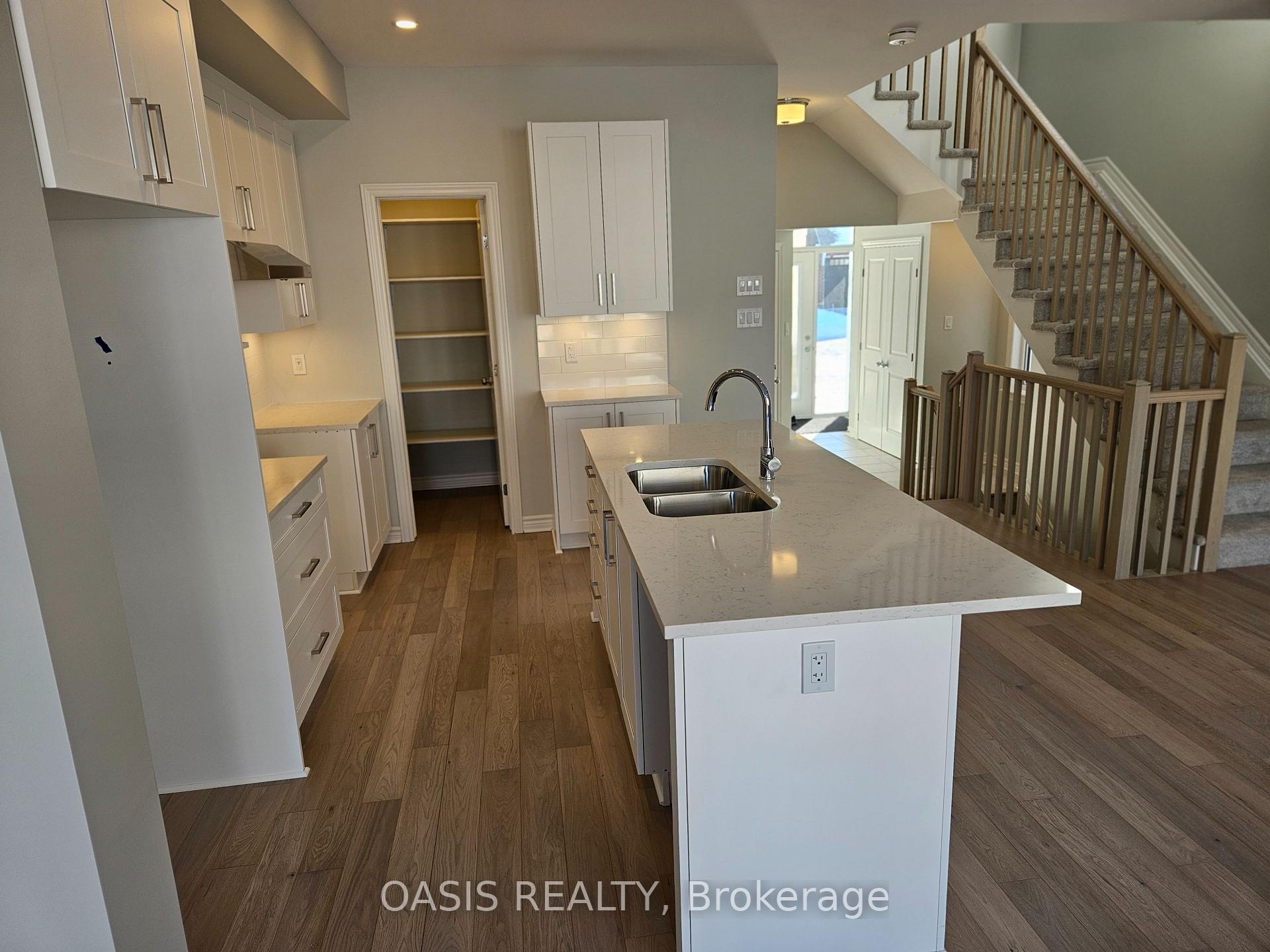 Photo 5 of 530 Sonmarg Crescent, Ottawa, Barrhaven - Half Moon Bay — HOMEH