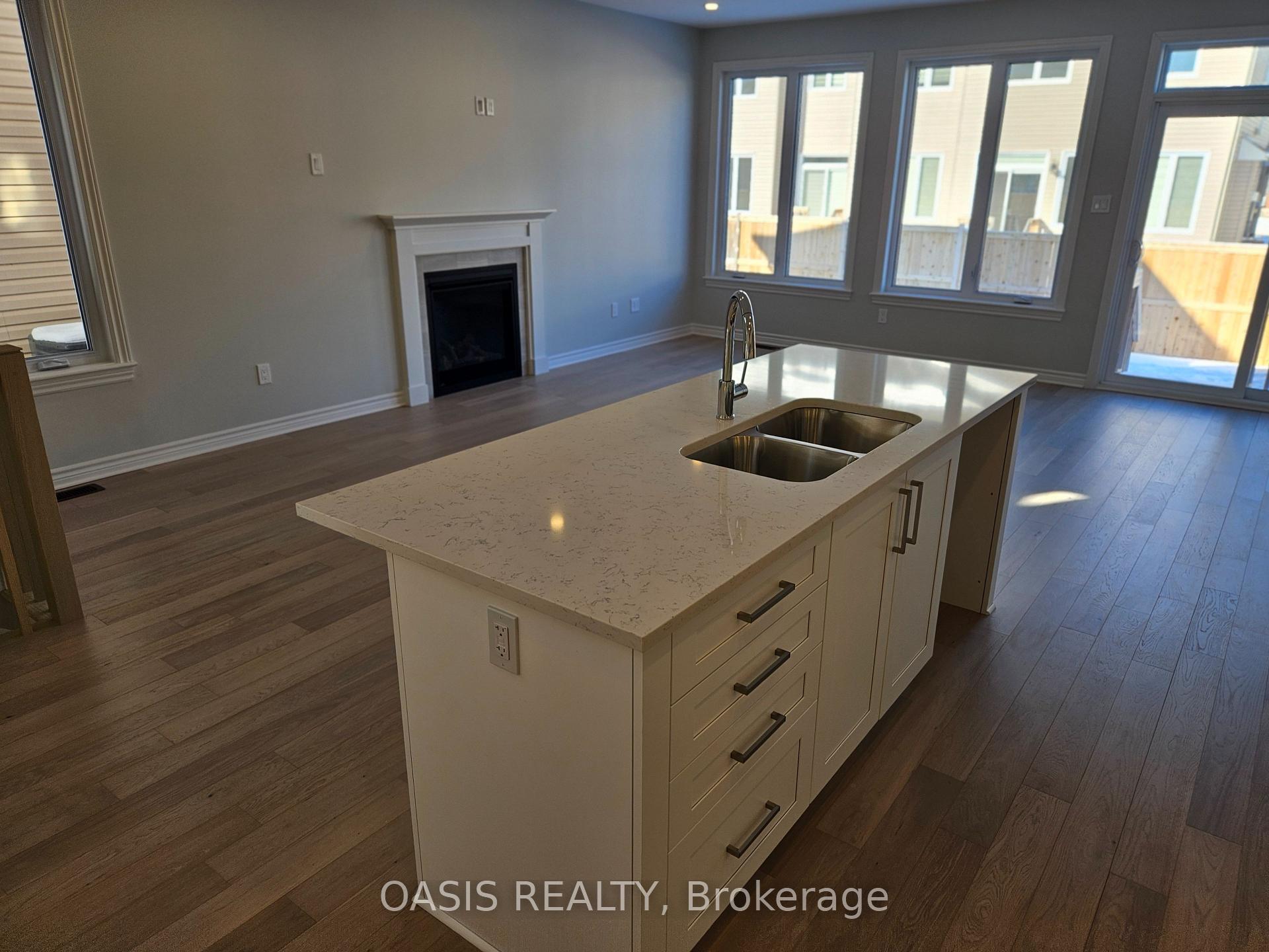 Photo 6 of 530 Sonmarg Crescent, Ottawa, Barrhaven - Half Moon Bay — HOMEH