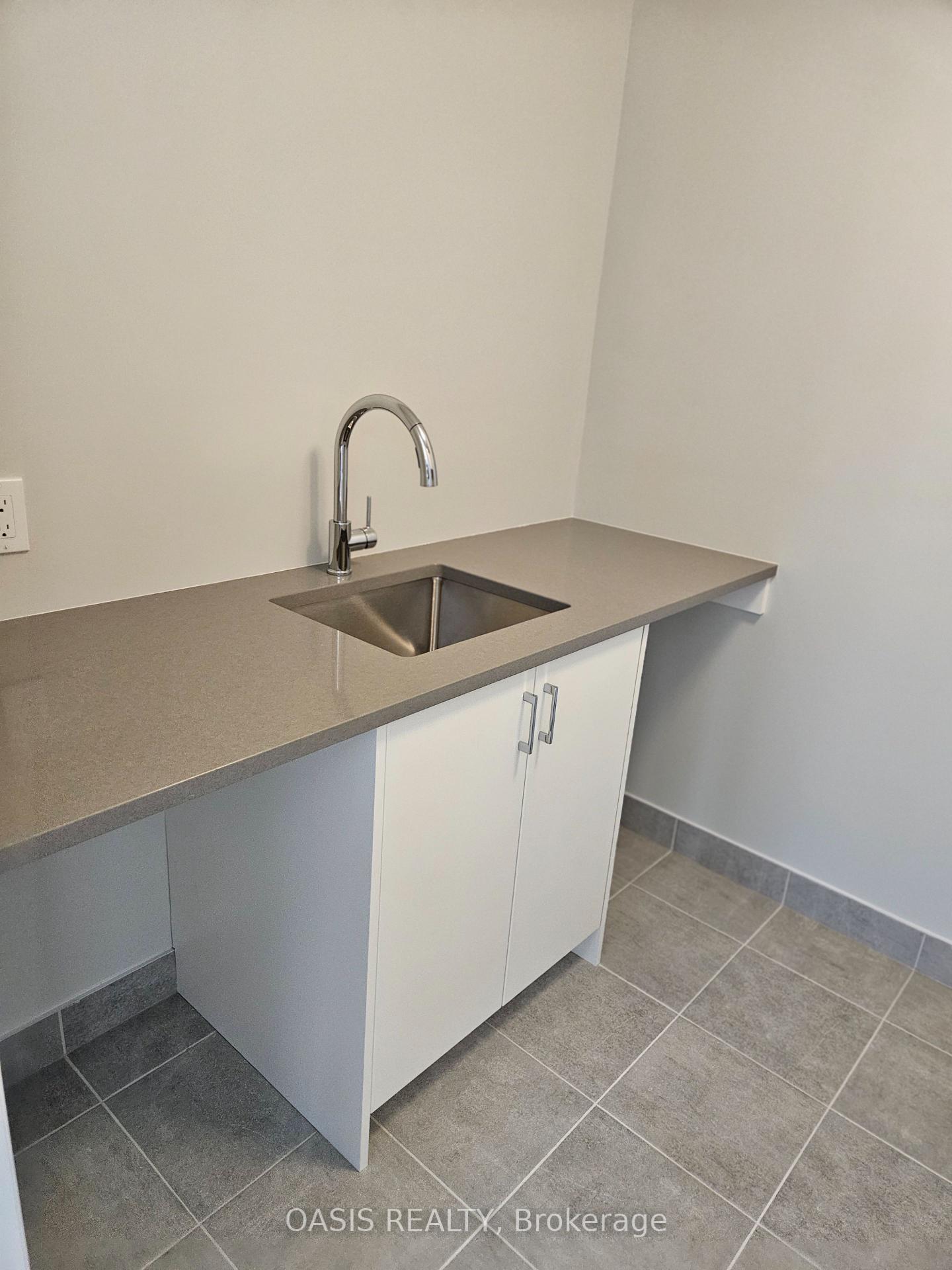 Photo 16 of 530 Sonmarg Crescent, Ottawa, Barrhaven - Half Moon Bay — HOMEH