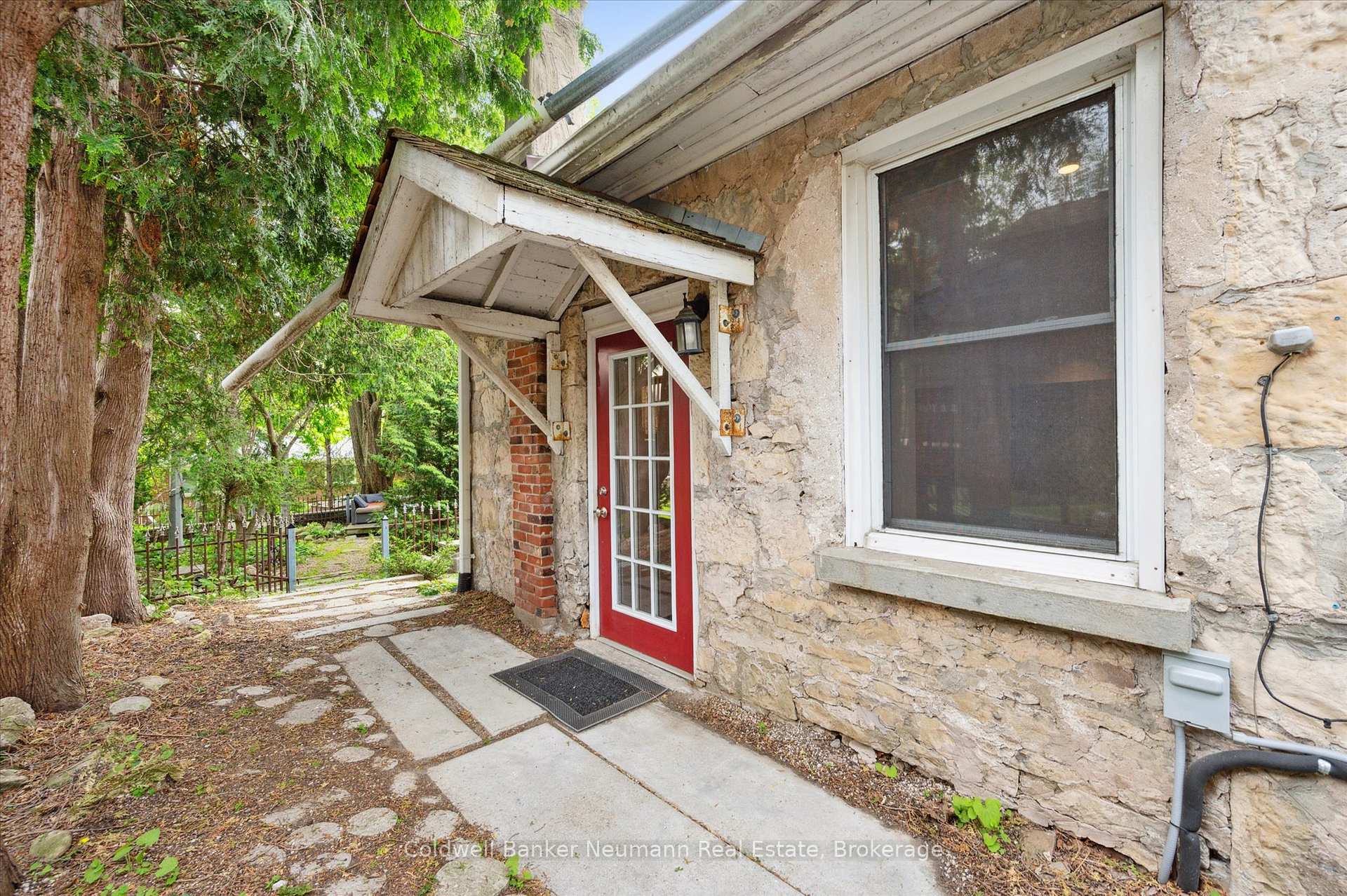 Photo 20 of 36 Waterloo Avenue, Guelph, Downtown — HOMEH