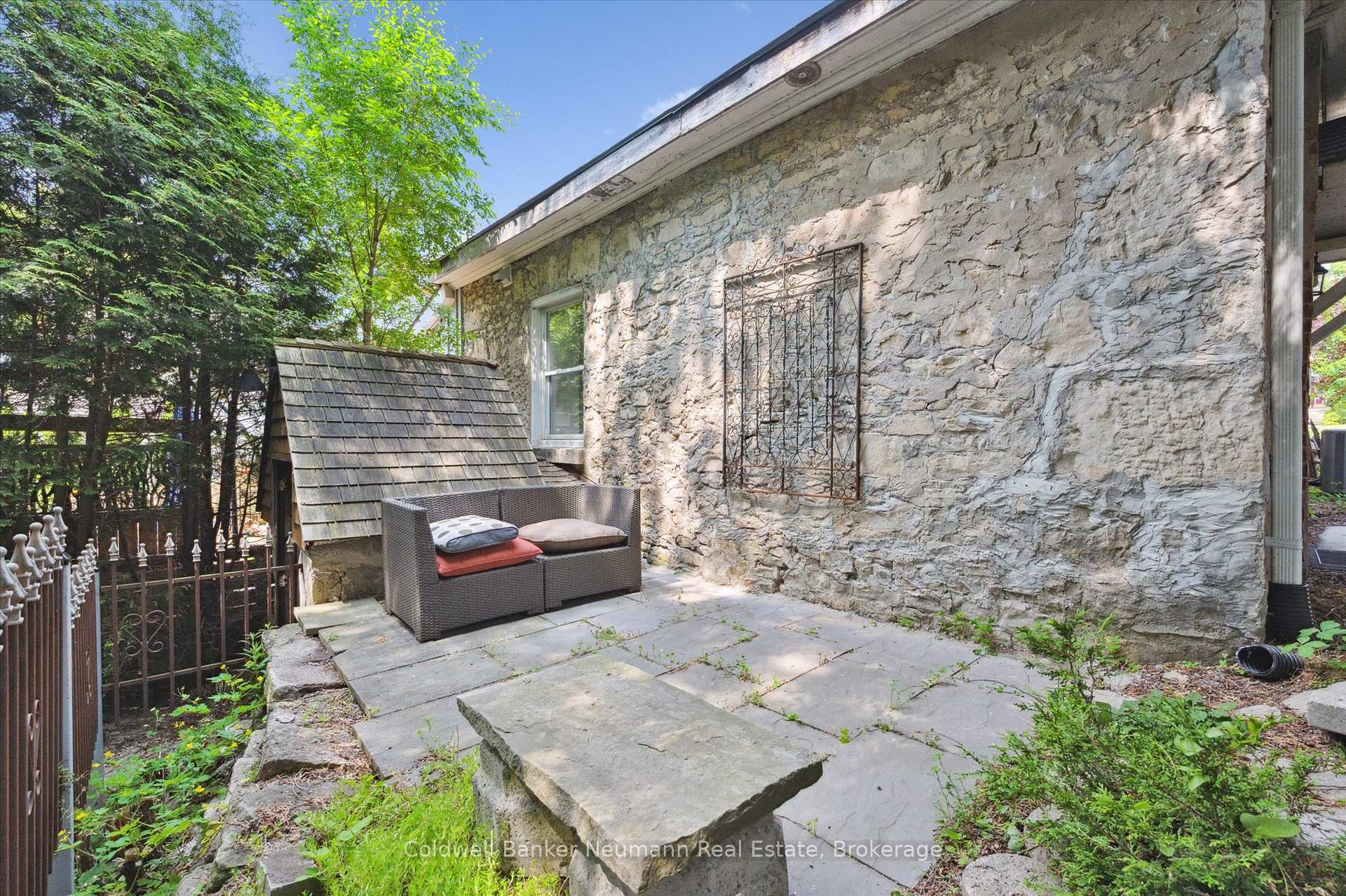 Photo 33 of 36 Waterloo Avenue, Guelph, Downtown — HOMEH