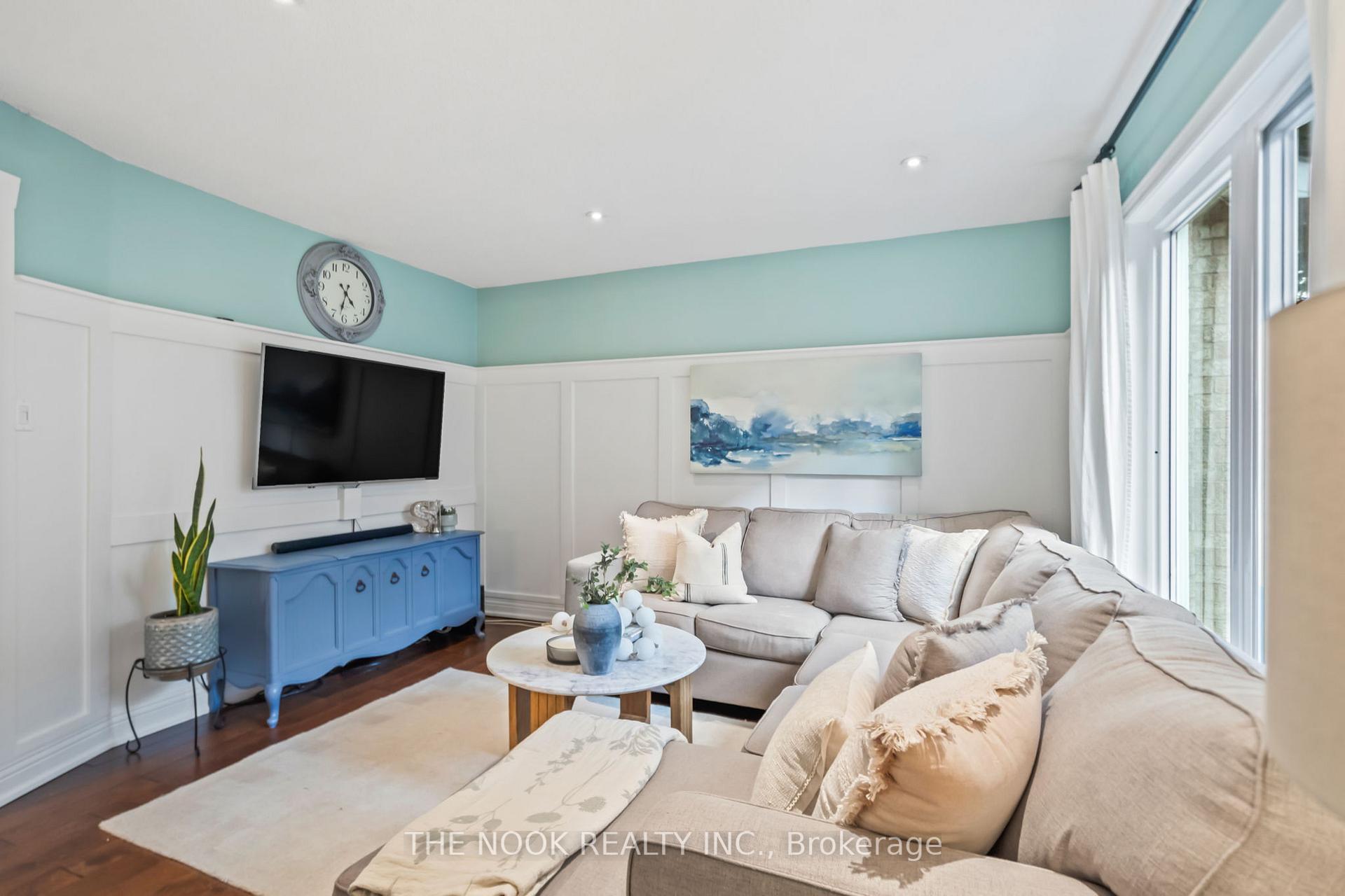 Photo 8 of 6 Stanford Crescent, Clarington, Newcastle — HOMEH