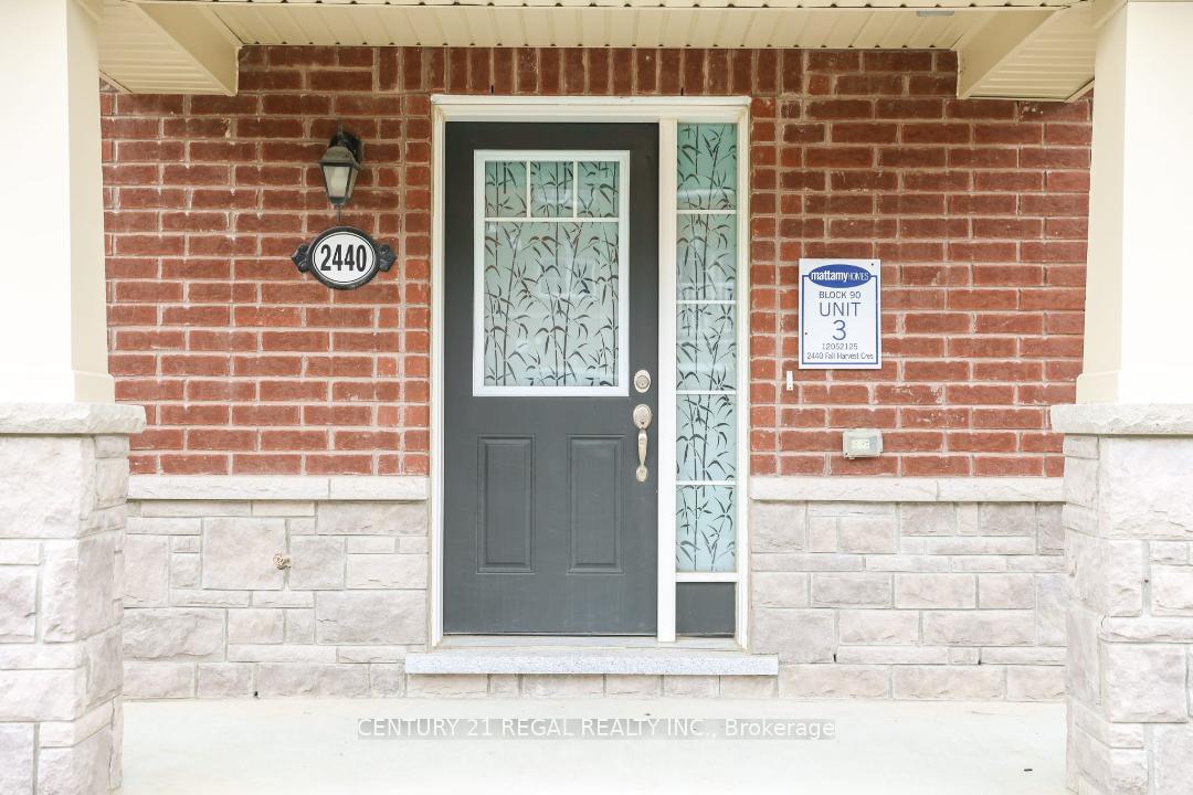 Photo 4 of 2440 Fall Harvest Crescent, Pickering, Rural Pickering — HOMEH