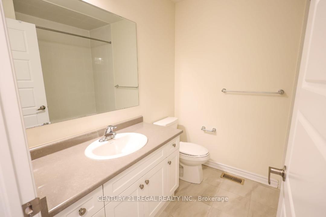 Photo 11 of 2440 Fall Harvest Crescent, Pickering, Rural Pickering — HOMEH
