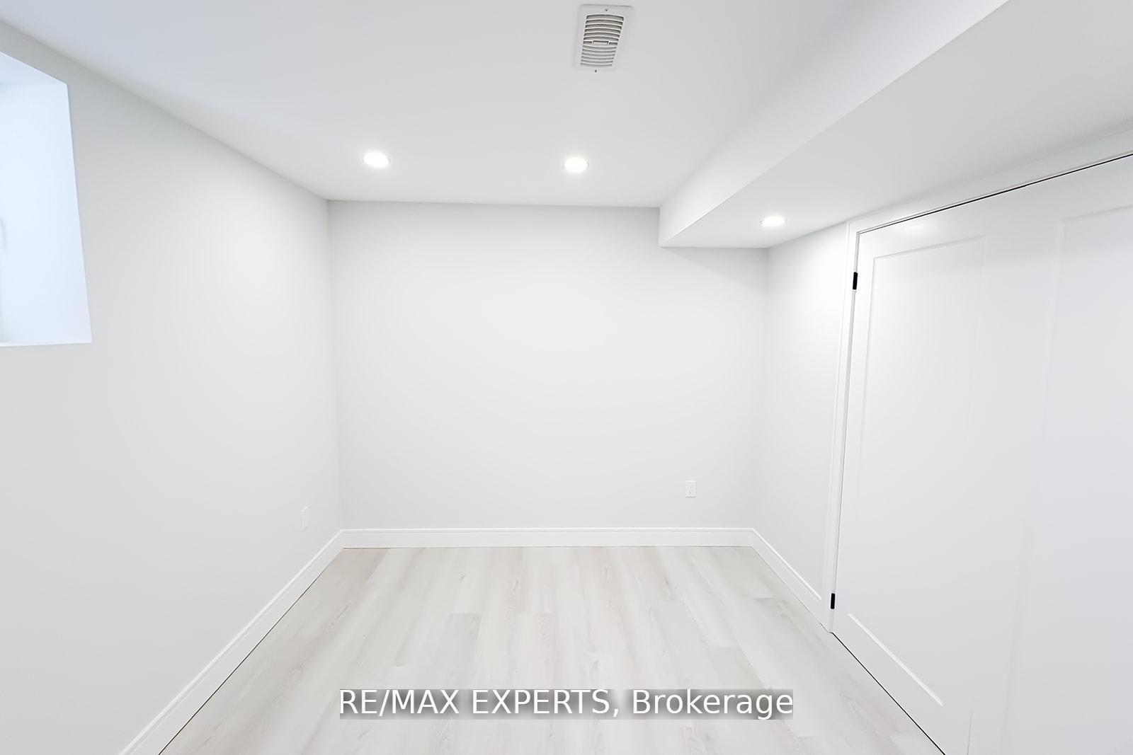 Photo 4 of Unit Lower, 1343 Harrington Street, Innisfil, Lefroy — HOMEH