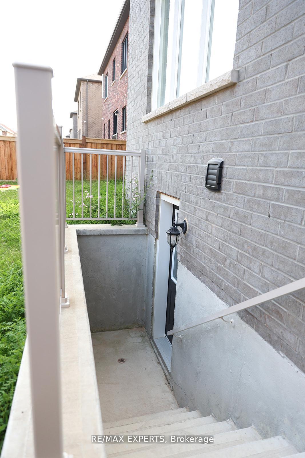 Photo 25 of Unit Lower, 1343 Harrington Street, Innisfil, Lefroy — HOMEH