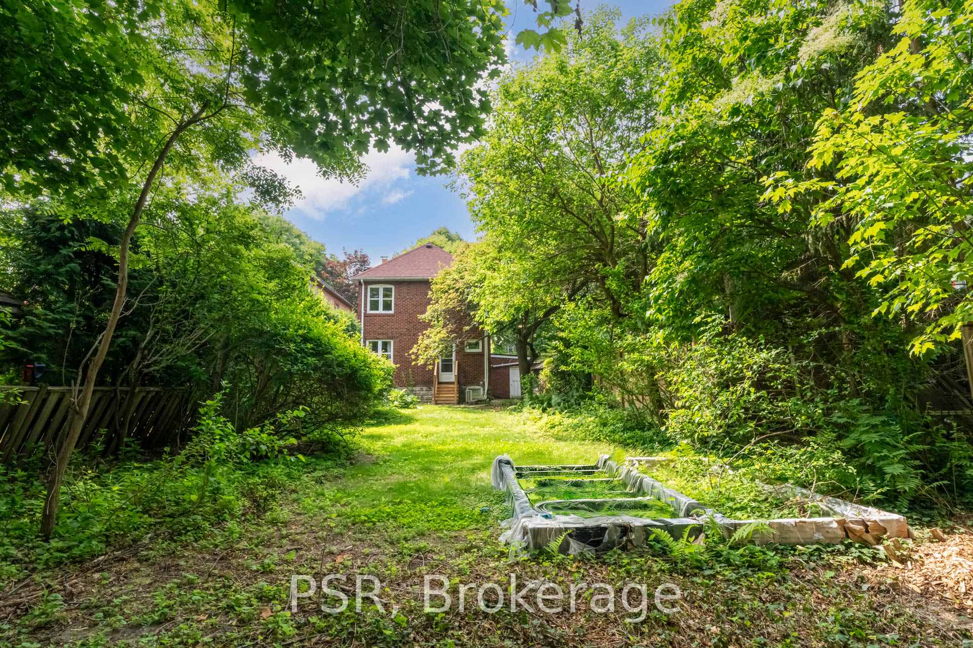 Photo 27 of 2 Aldbury Gardens, Toronto, Lawrence Park South — HOMEH