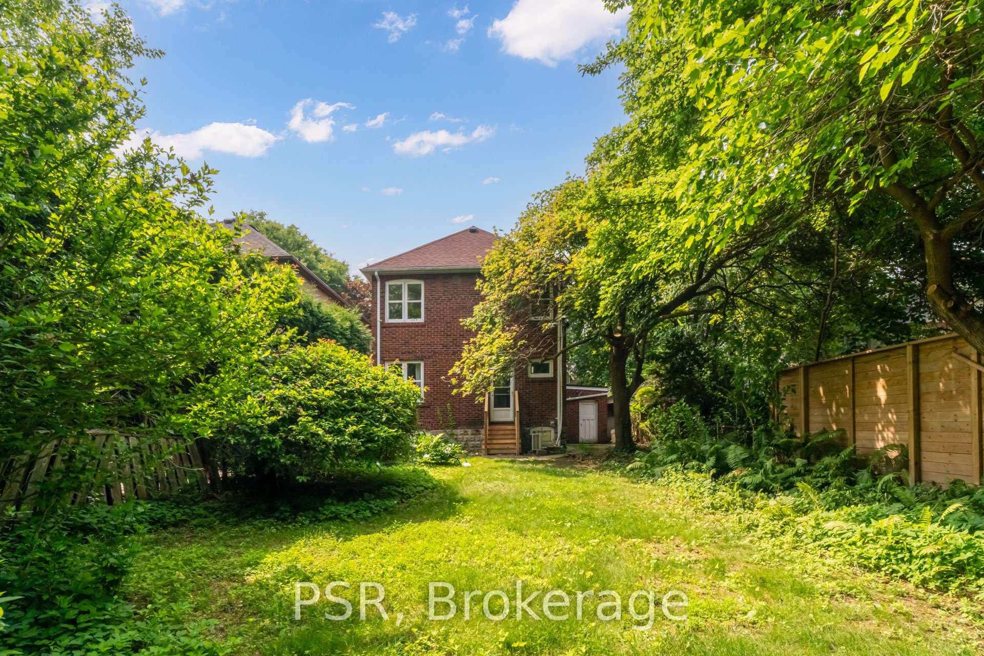 Photo 30 of 2 Aldbury Gardens, Toronto, Lawrence Park South — HOMEH