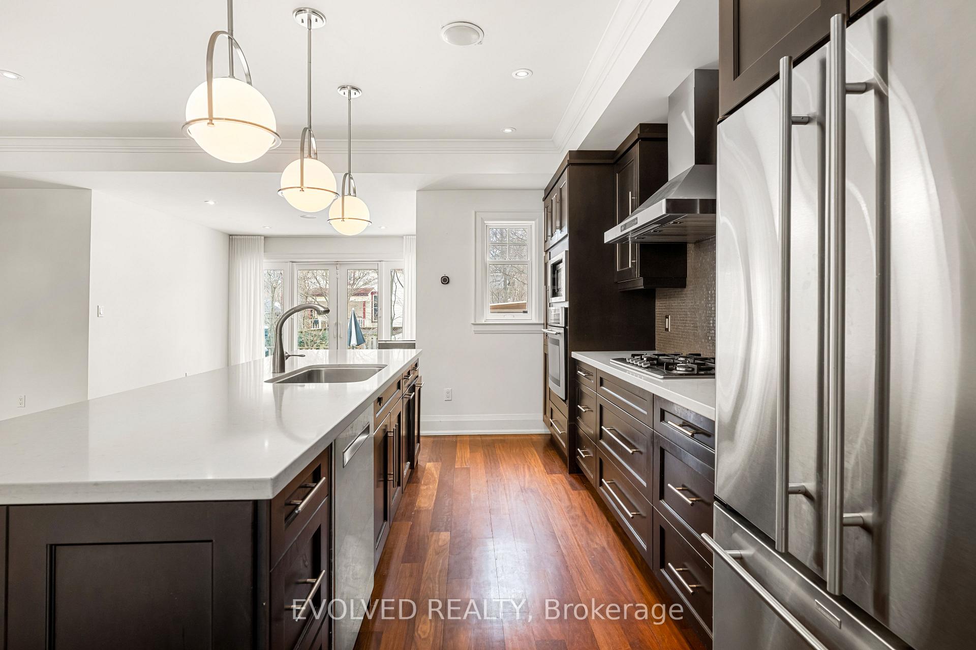 Photo 18 of 124 Kenilworth Avenue, Toronto, The Beaches — HOMEH