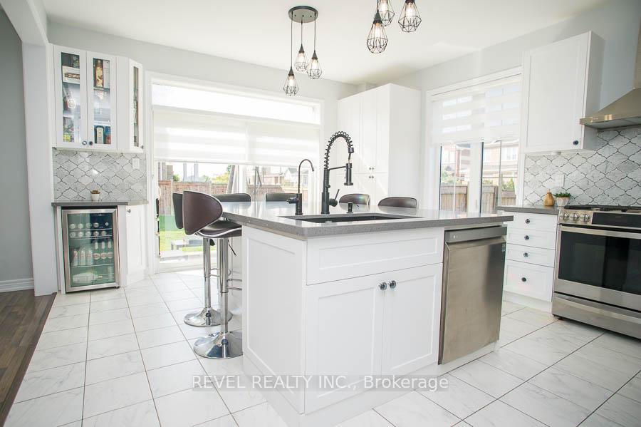 Photo 14 of 2 Attlebery Crescent, Brant, Paris — HOMEH