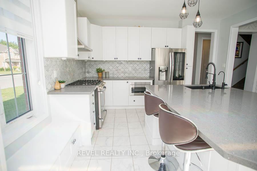 Photo 12 of 2 Attlebery Crescent, Brant, Paris — HOMEH