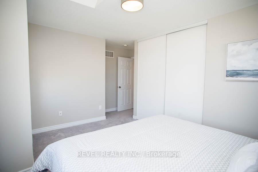 Photo 17 of 2 Attlebery Crescent, Brant, Paris — HOMEH