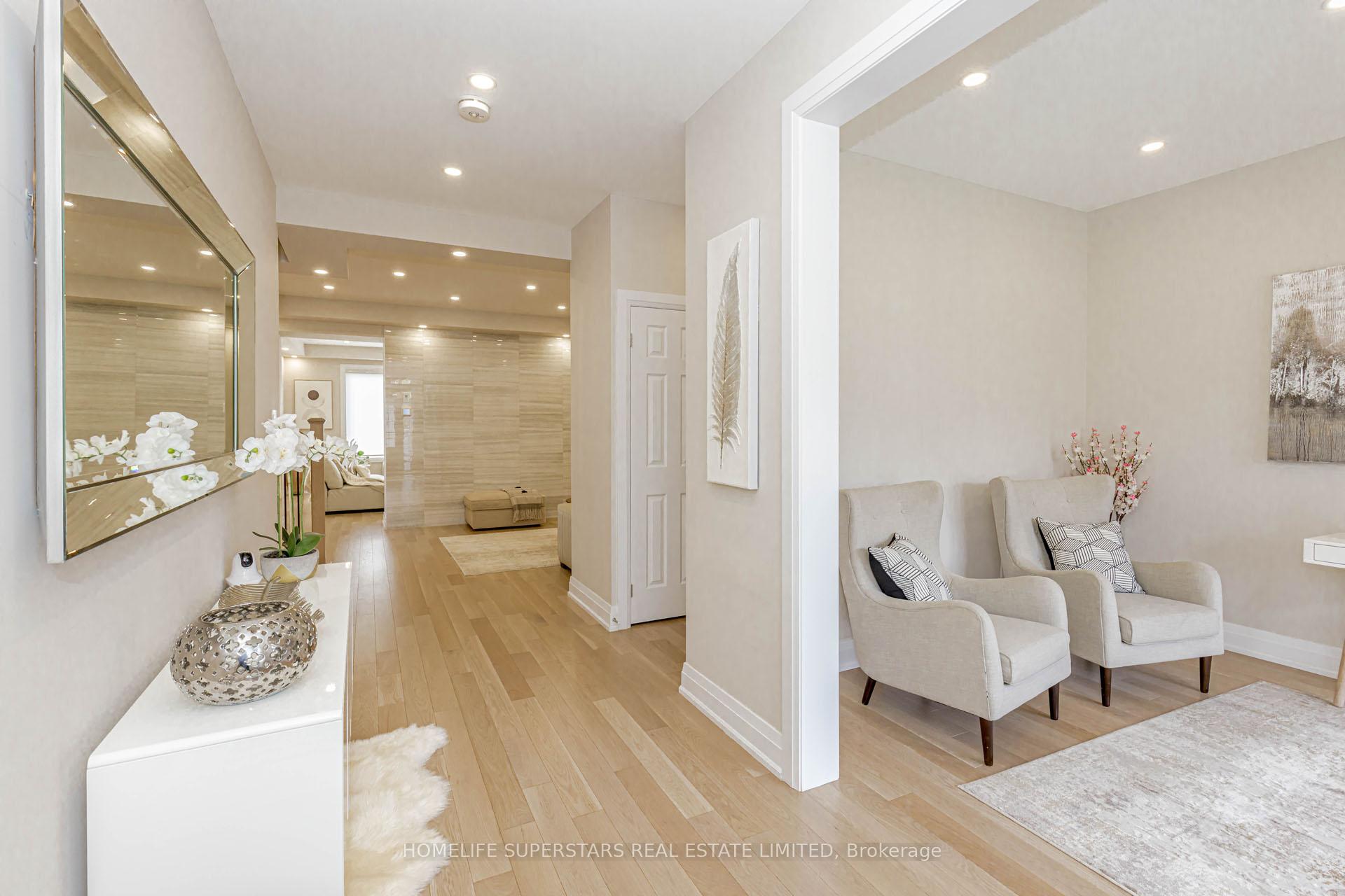 Photo 4 of 108 Oak Avenue E, Brant, Paris — HOMEH