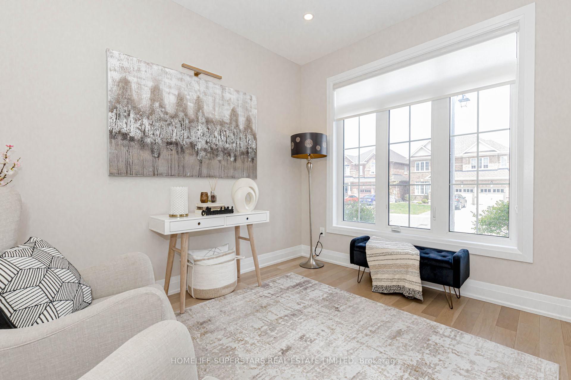 Photo 5 of 108 Oak Avenue E, Brant, Paris — HOMEH