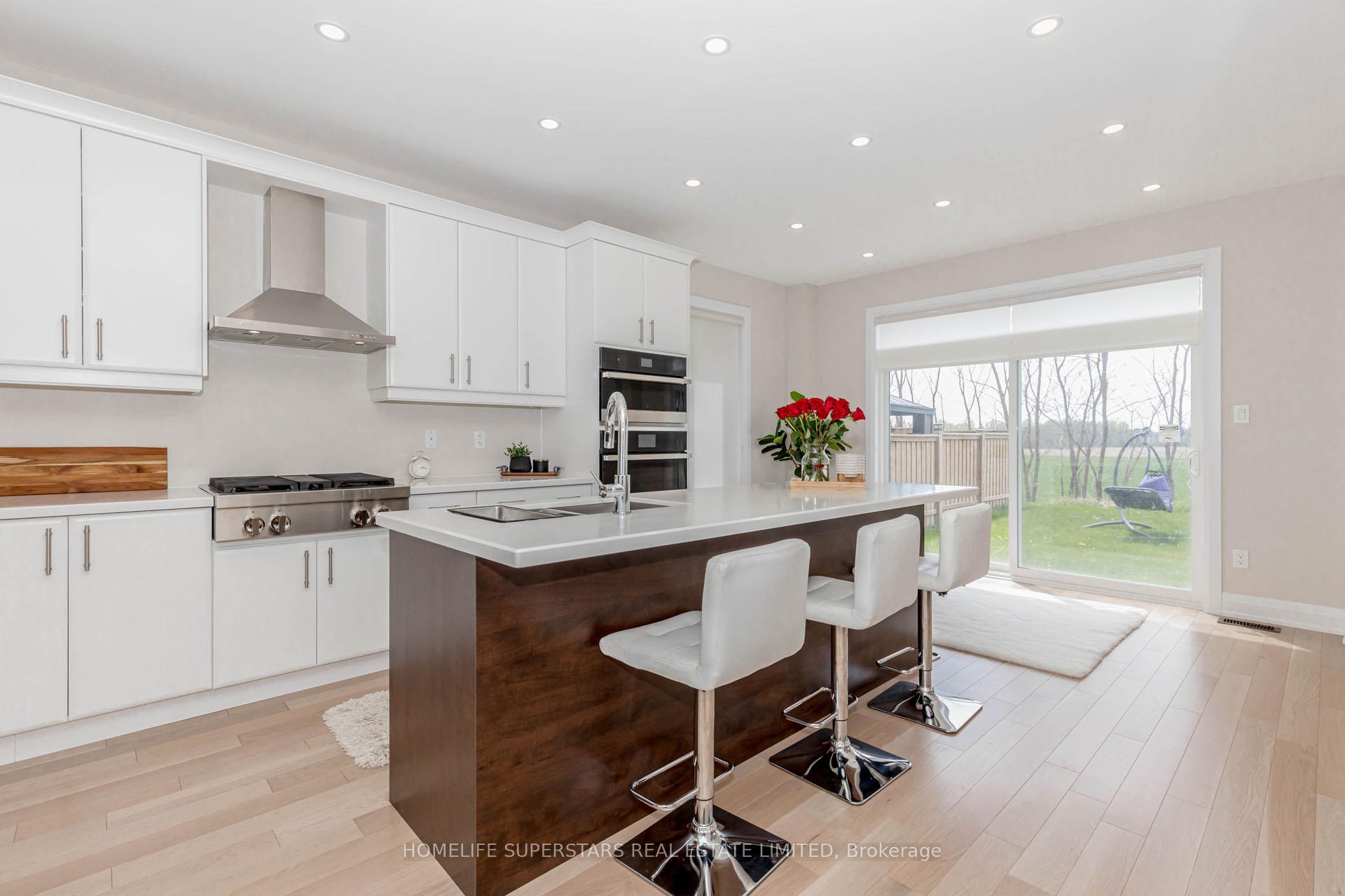 Photo 23 of 108 Oak Avenue E, Brant, Paris — HOMEH