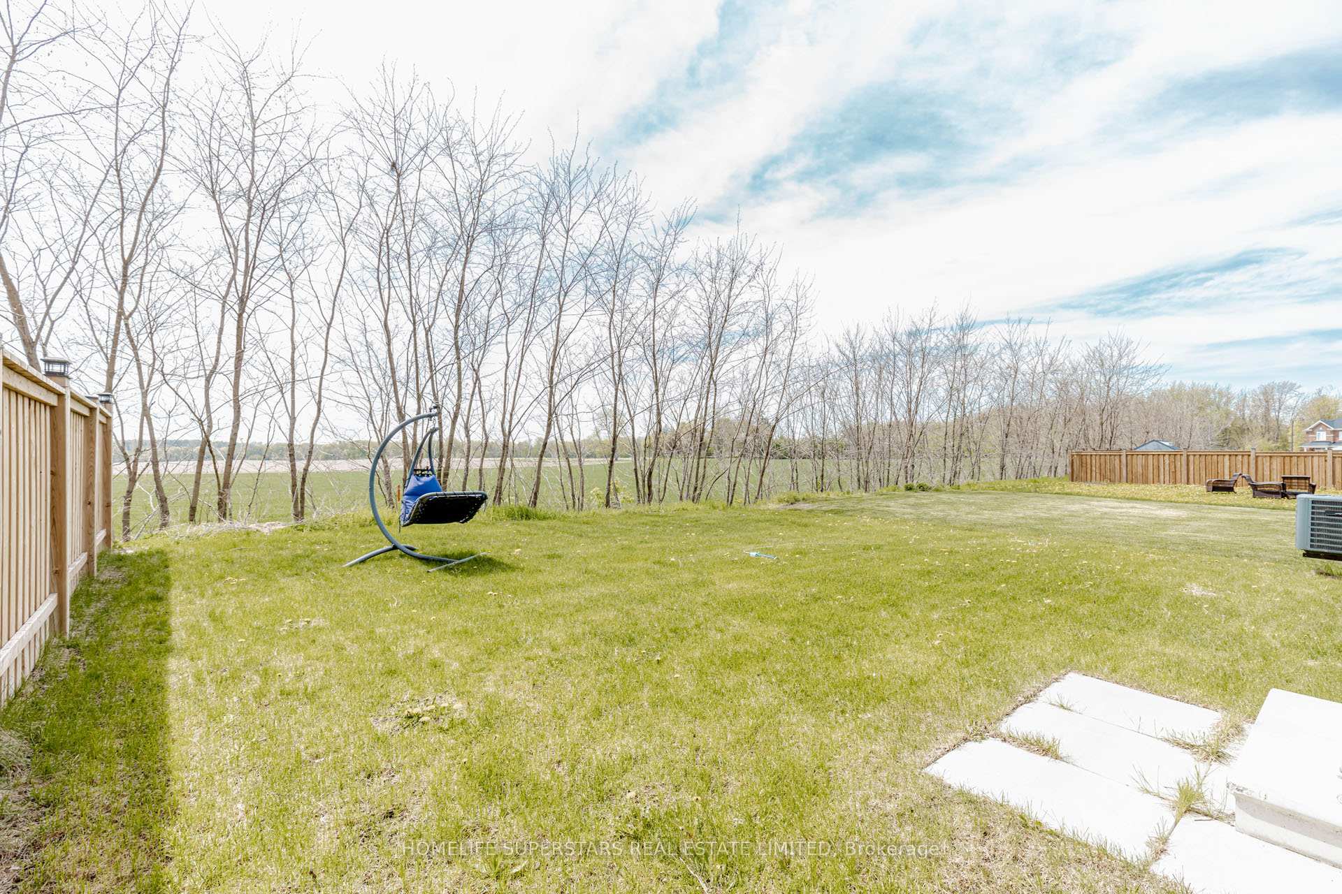Photo 48 of 108 Oak Avenue E, Brant, Paris — HOMEH