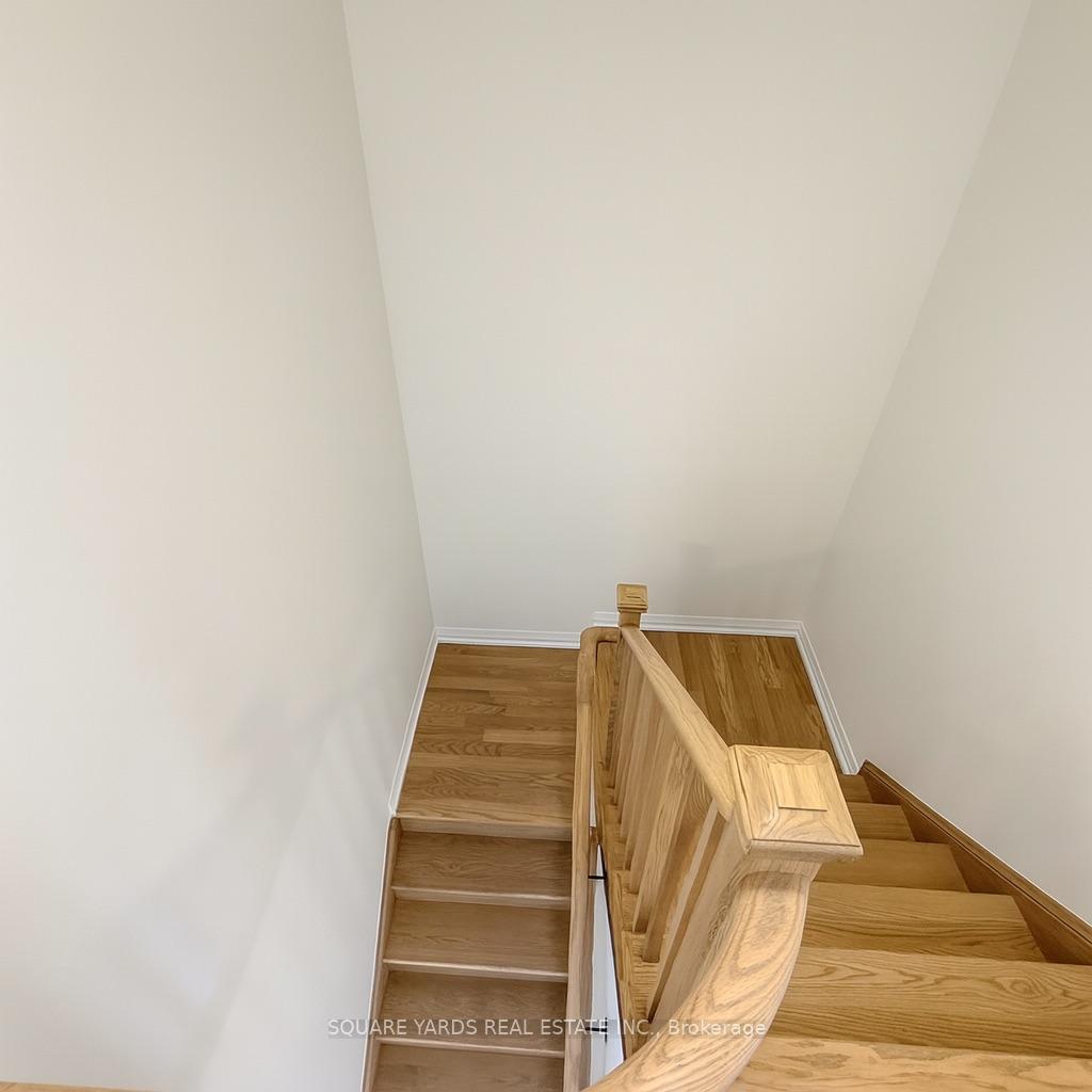 Photo 15 of 24 Riley Park Drive, Haldimand — HOMEH