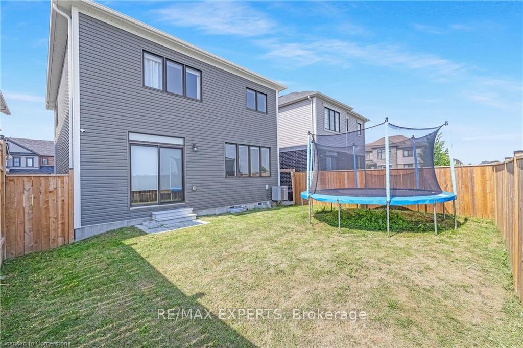 Photo 36 of 105 David Street, Haldimand — HOMEH