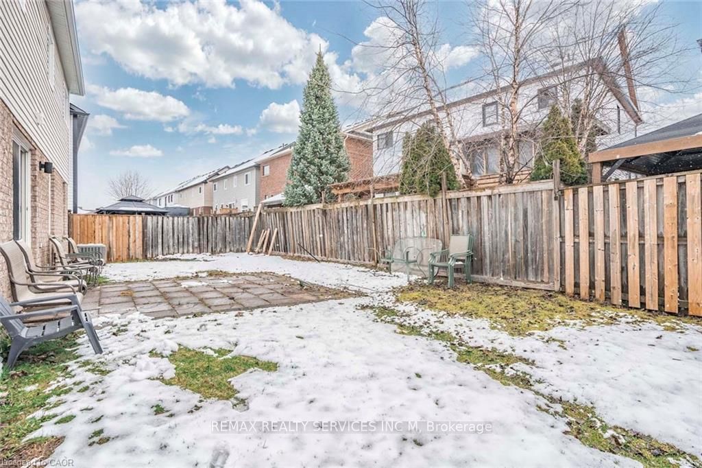 Photo 40 of 7 Maple Crown Terrace, Barrie, Innis-Shore — HOMEH