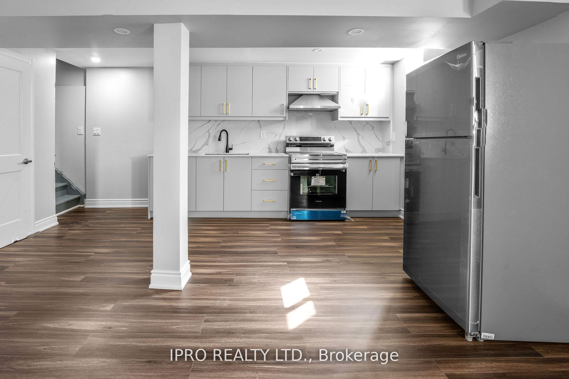 Photo 3 of Unit Basement, 10 Arctic Fox Crescent, Brampton, Sandringham-Wellington — HOMEH