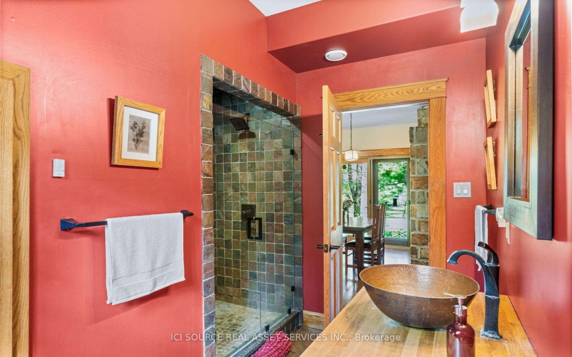 Photo 15 of 1093 Althorpe Road, Tay Valley, Bathurst/Burgess & Sherbrooke (South Sherbrooke) Twp — HOMEH