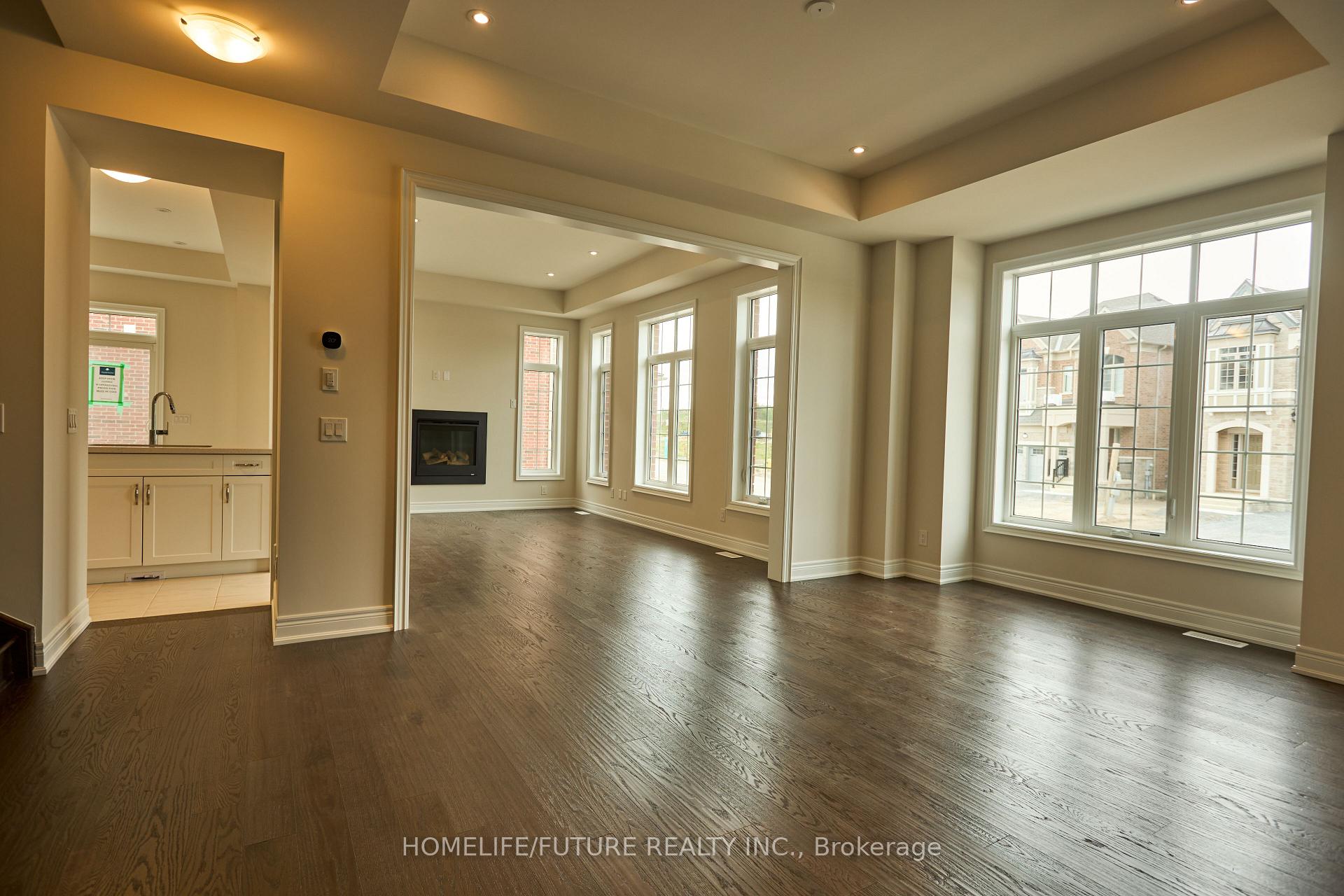 Photo 7 of 111 Pheasant Ridge Drive, Whitby, Rural Whitby — HOMEH