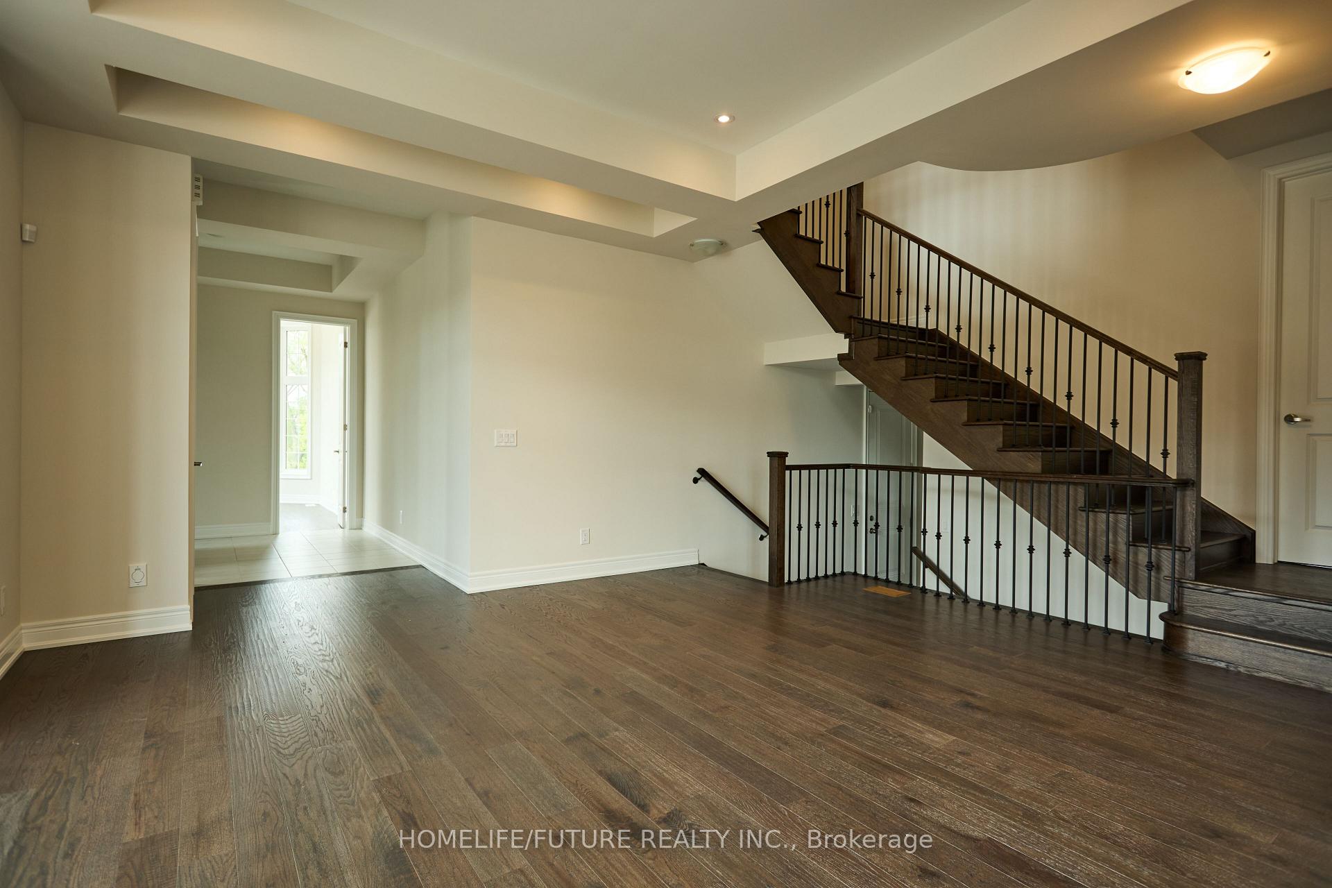 Photo 12 of 111 Pheasant Ridge Drive, Whitby, Rural Whitby — HOMEH