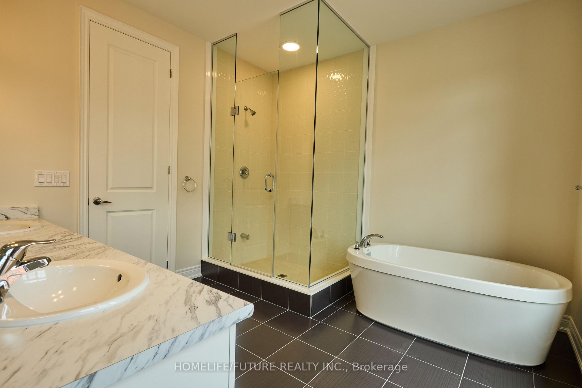 Photo 14 of 111 Pheasant Ridge Drive, Whitby, Rural Whitby — HOMEH