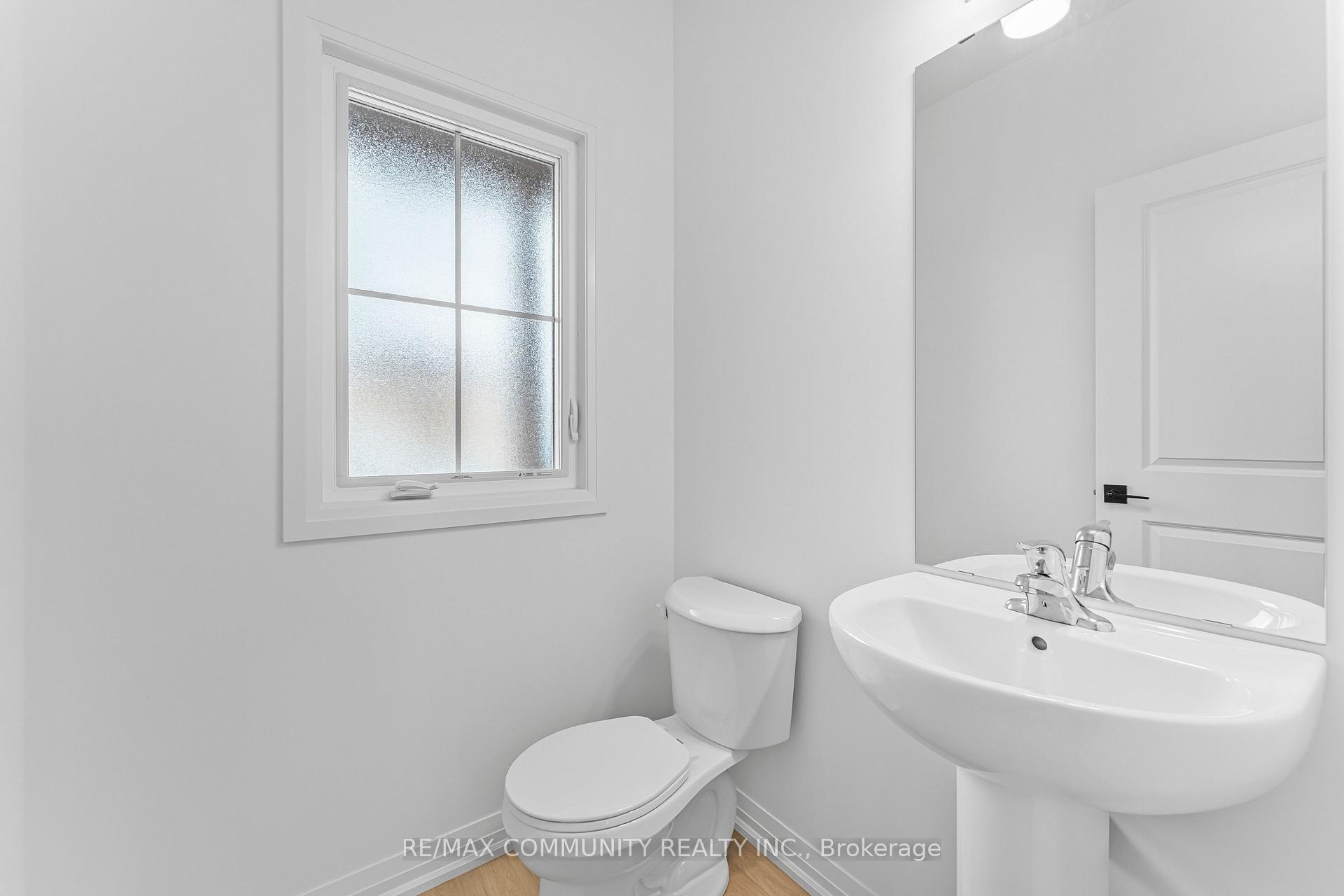 Photo 11 of 125 Westcott Road, Welland, West Welland — HOMEH