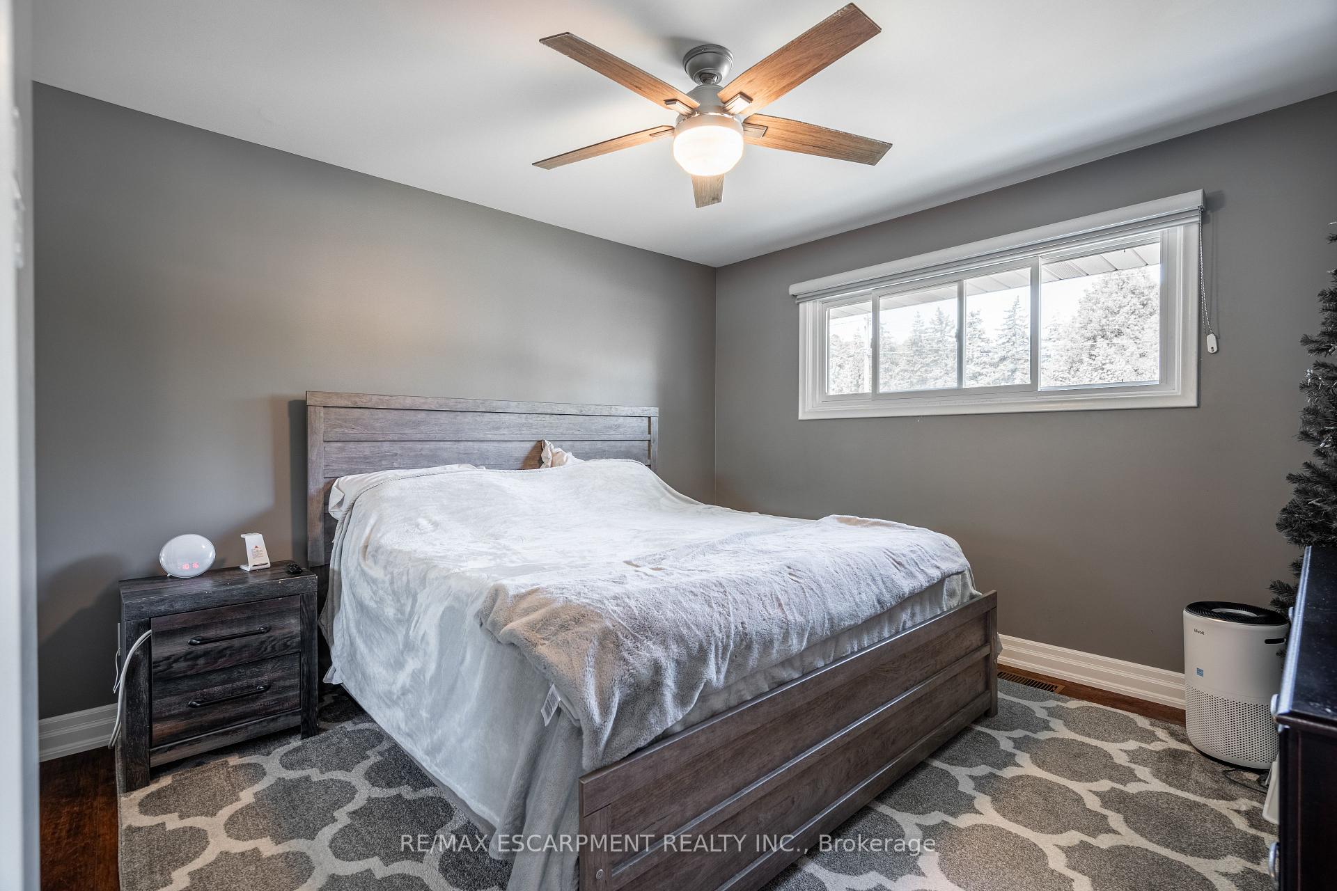Photo 20 of 12 Southmeadow Court, Hamilton, Stoney Creek — HOMEH