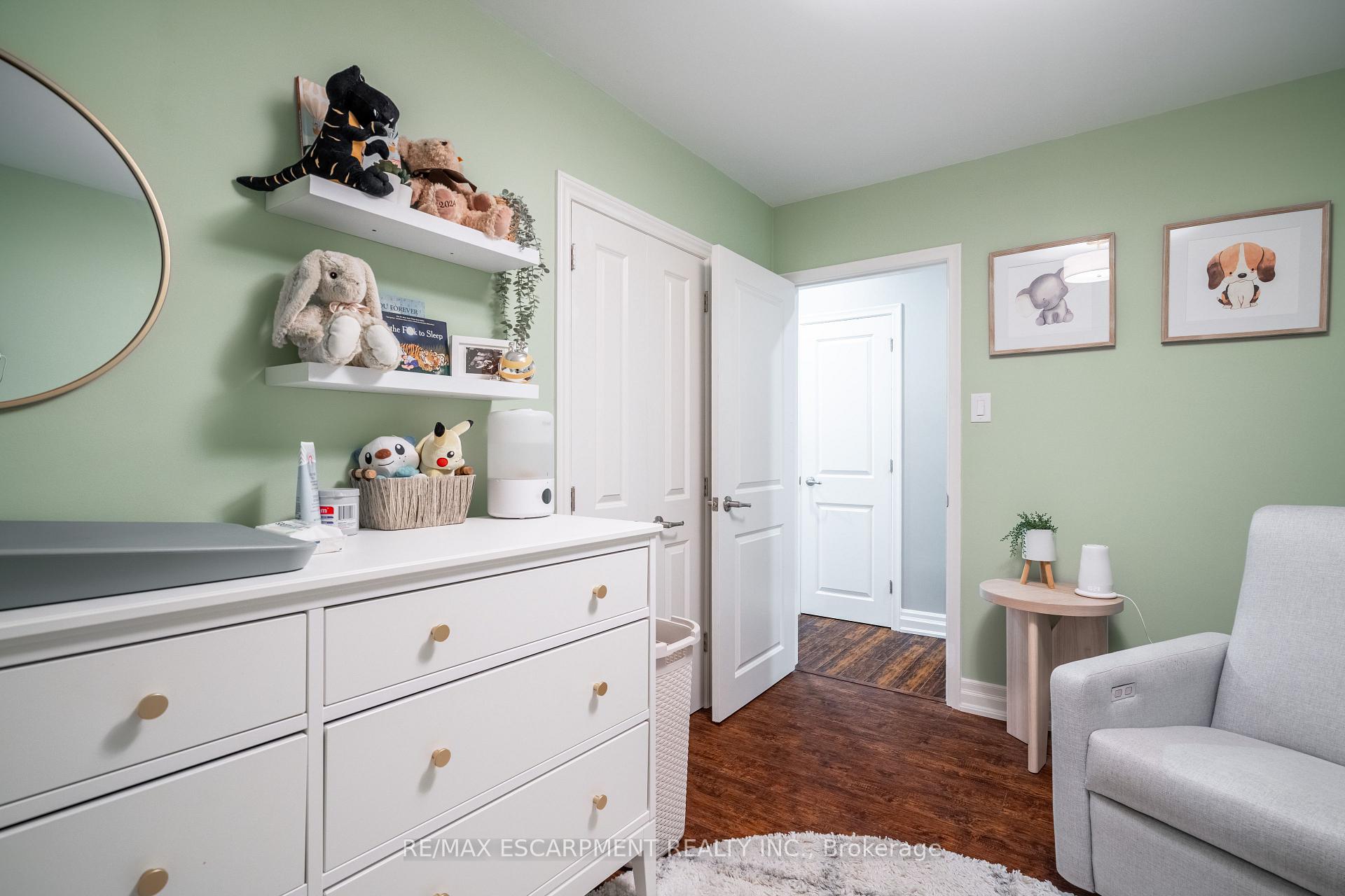 Photo 22 of 12 Southmeadow Court, Hamilton, Stoney Creek — HOMEH