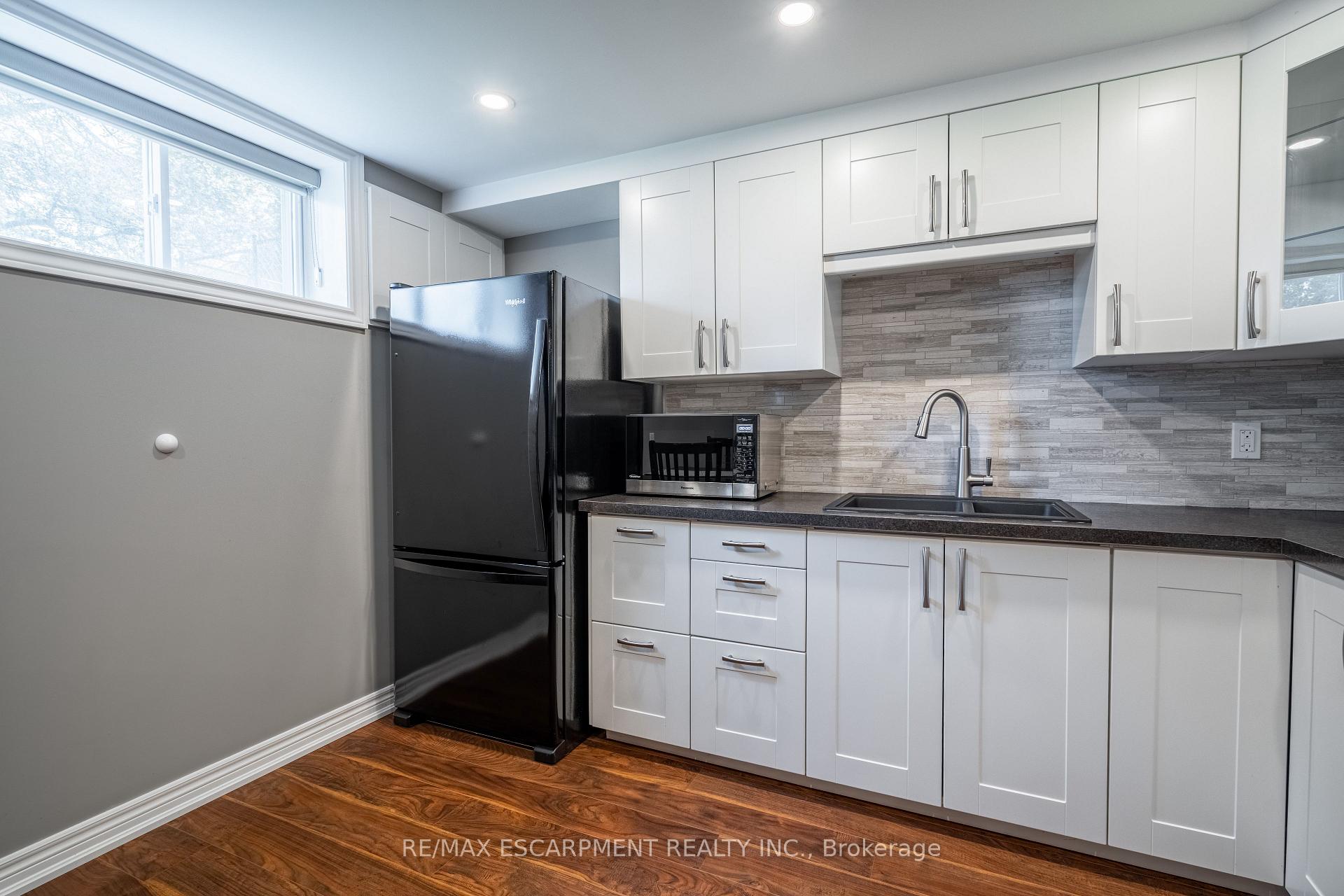 Photo 34 of 12 Southmeadow Court, Hamilton, Stoney Creek — HOMEH