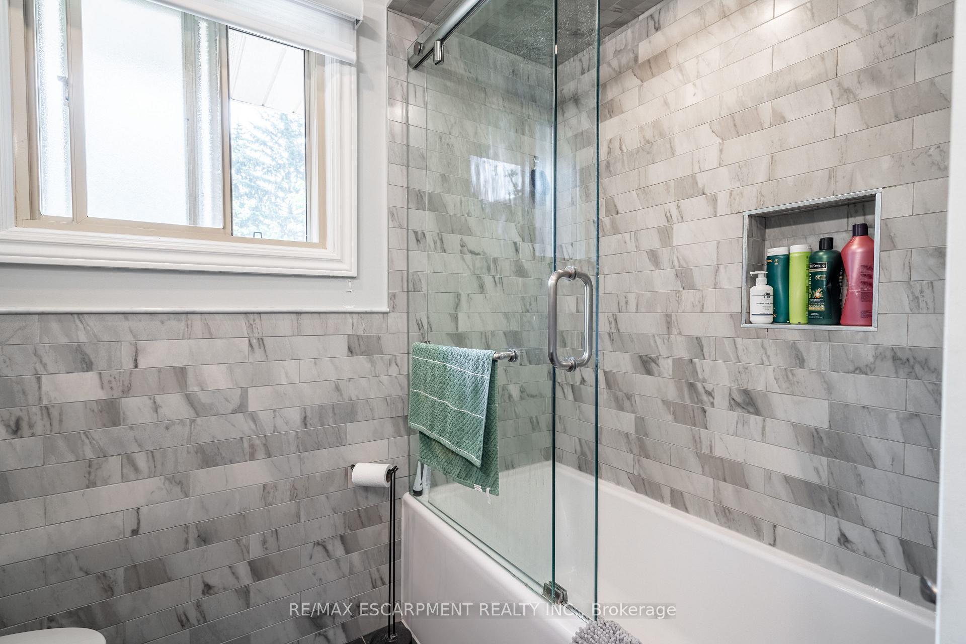 Photo 40 of 12 Southmeadow Court, Hamilton, Stoney Creek — HOMEH