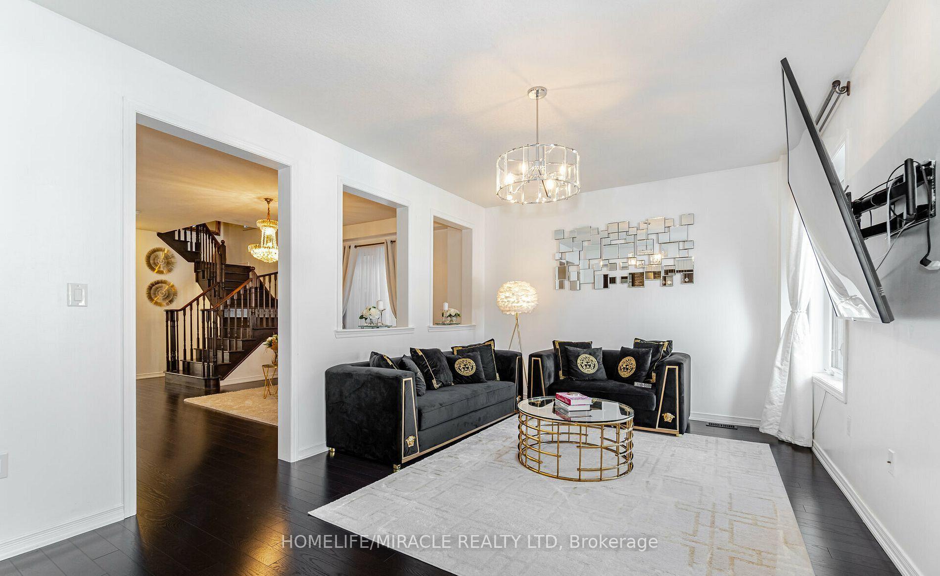 Photo 11 of Unit Main, 5 Felix Close, Brampton, Northwest Brampton — HOMEH