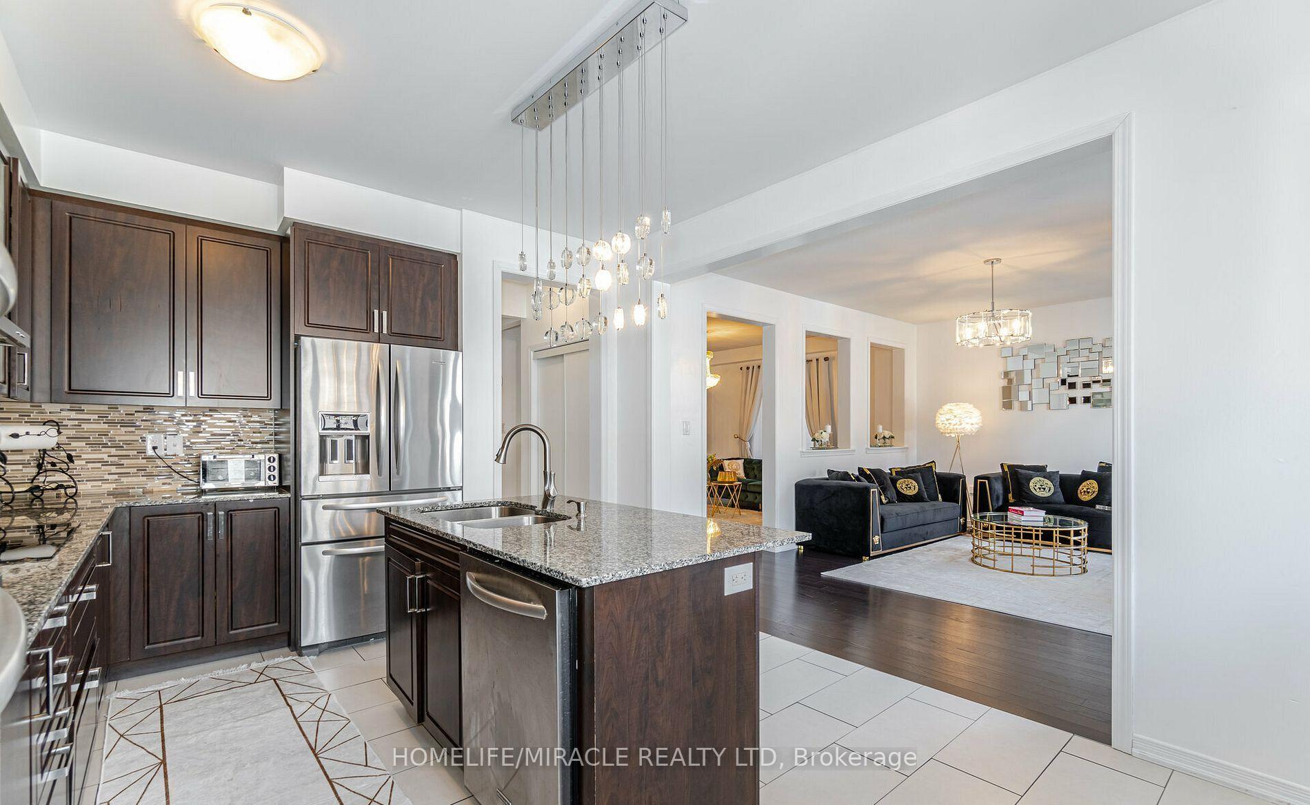 Photo 17 of Unit Main, 5 Felix Close, Brampton, Northwest Brampton — HOMEH