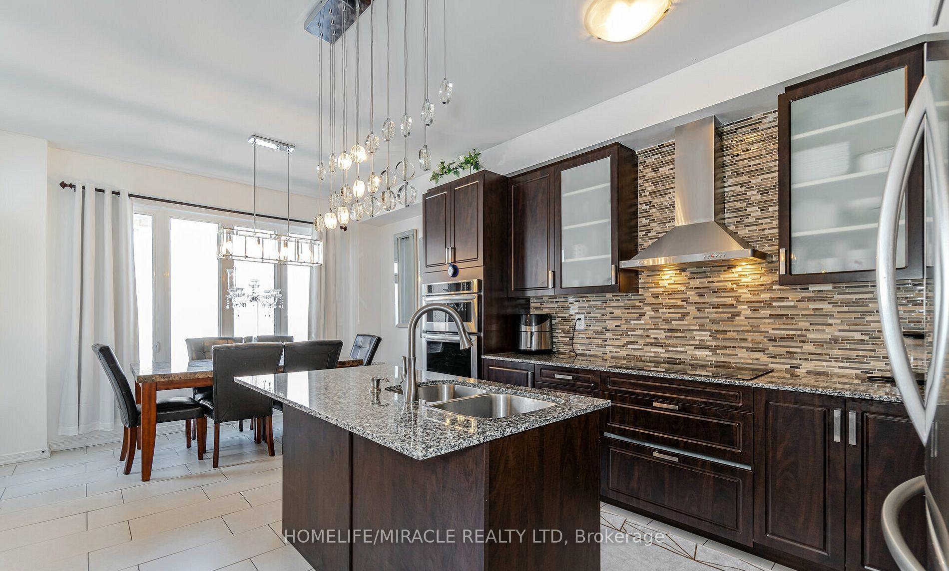 Photo 13 of Unit Main, 5 Felix Close, Brampton, Northwest Brampton — HOMEH