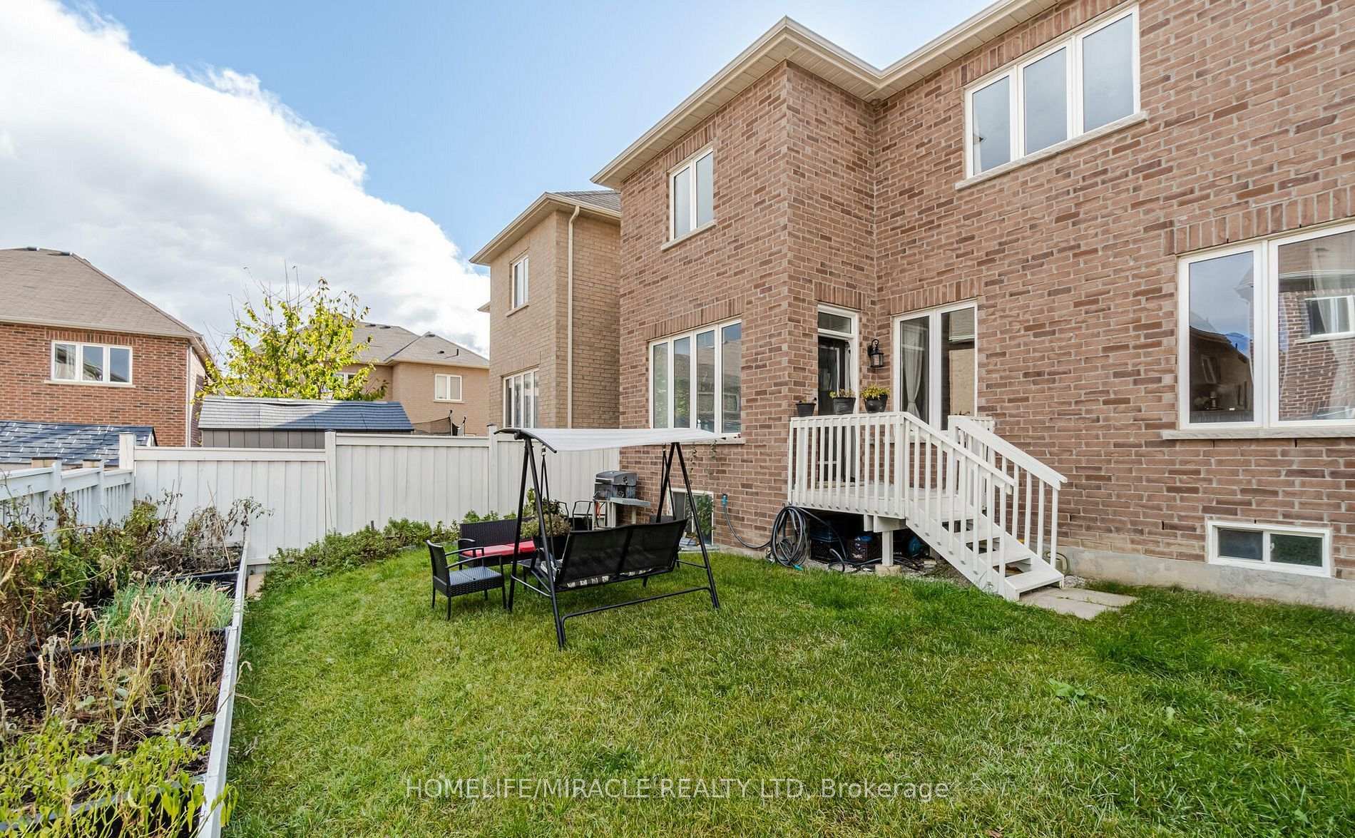 Photo 39 of Unit Main, 5 Felix Close, Brampton, Northwest Brampton — HOMEH