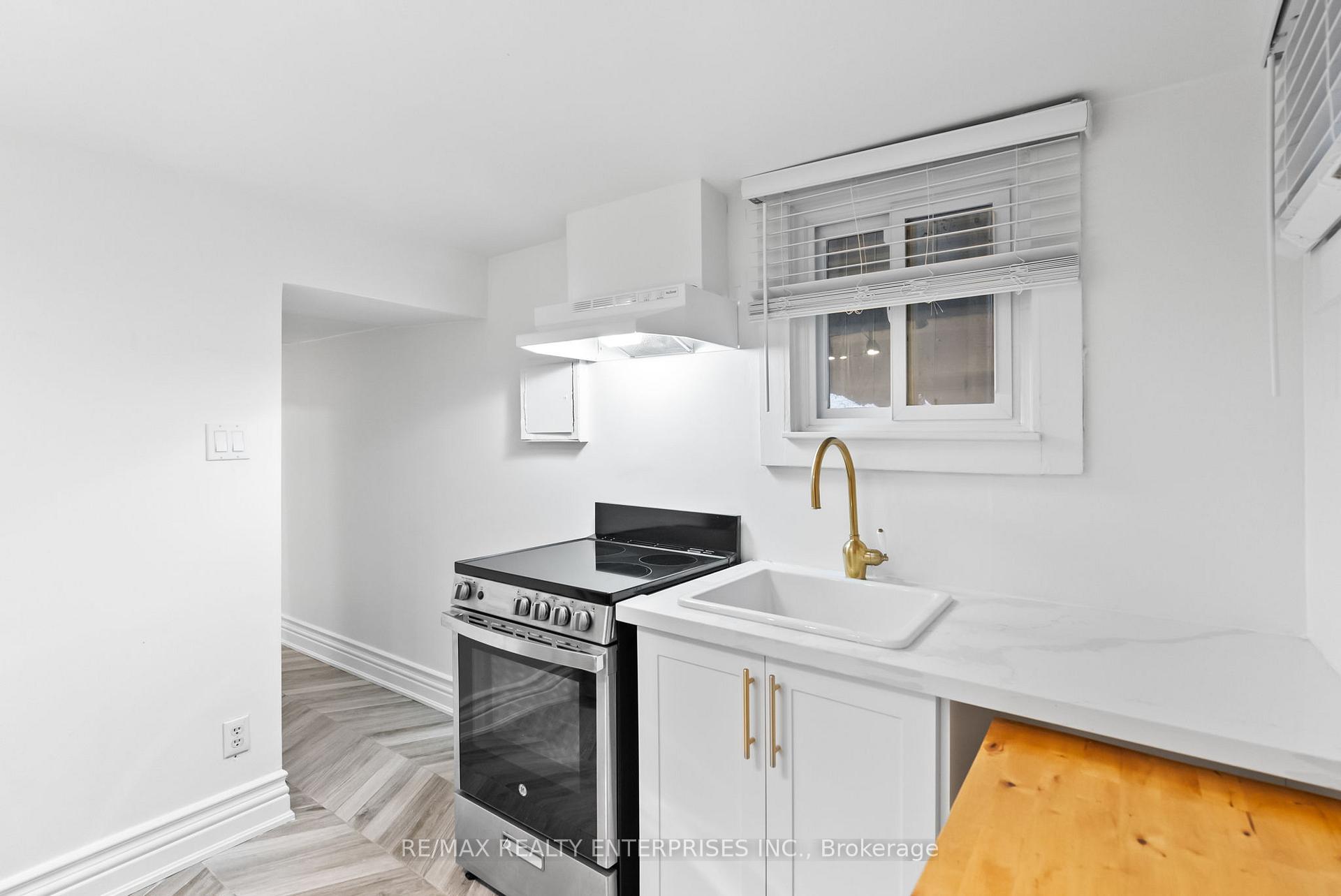 Photo 43 of 5A Sword Street, Toronto, Cabbagetown-South St. James Town — HOMEH