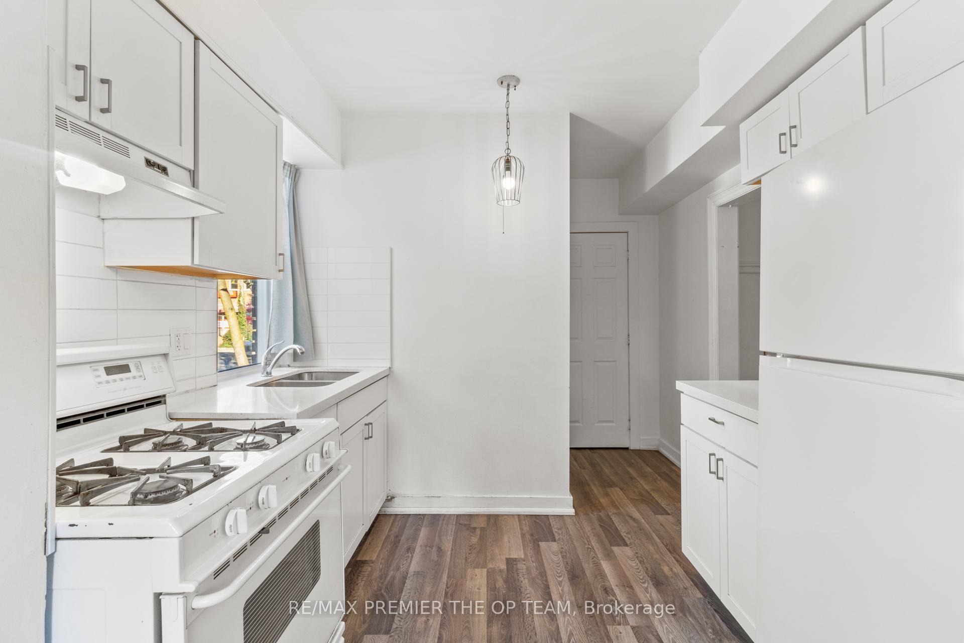 Photo 8 of 10128 Keele Street, Vaughan, Maple — HOMEH