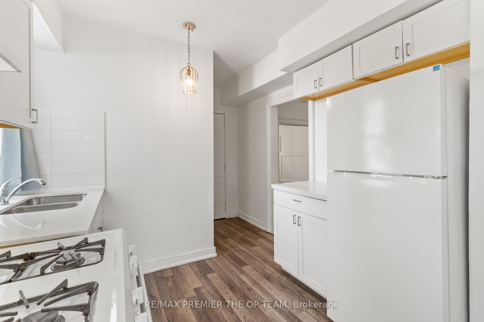 Photo 9 of 10128 Keele Street, Vaughan, Maple — HOMEH