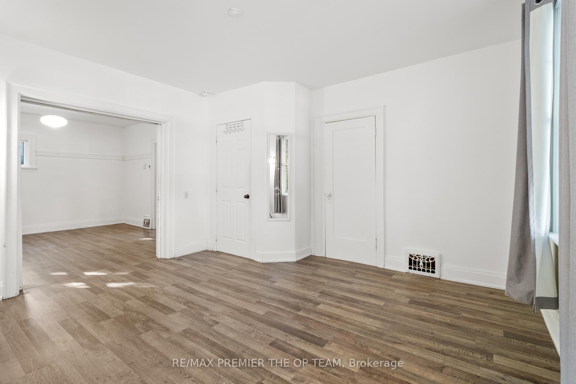 Photo 15 of 10128 Keele Street, Vaughan, Maple — HOMEH