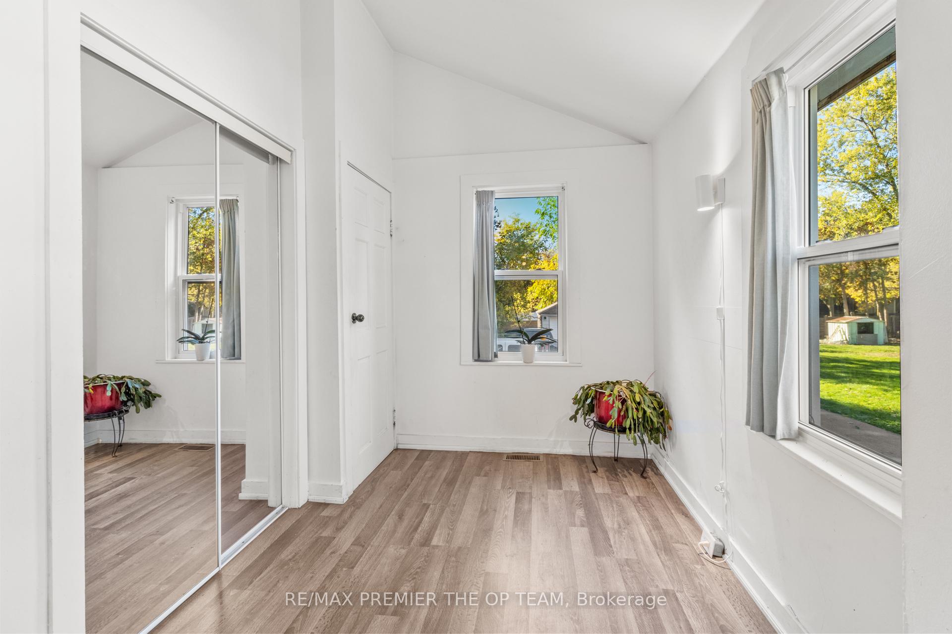 Photo 23 of 10128 Keele Street, Vaughan, Maple — HOMEH