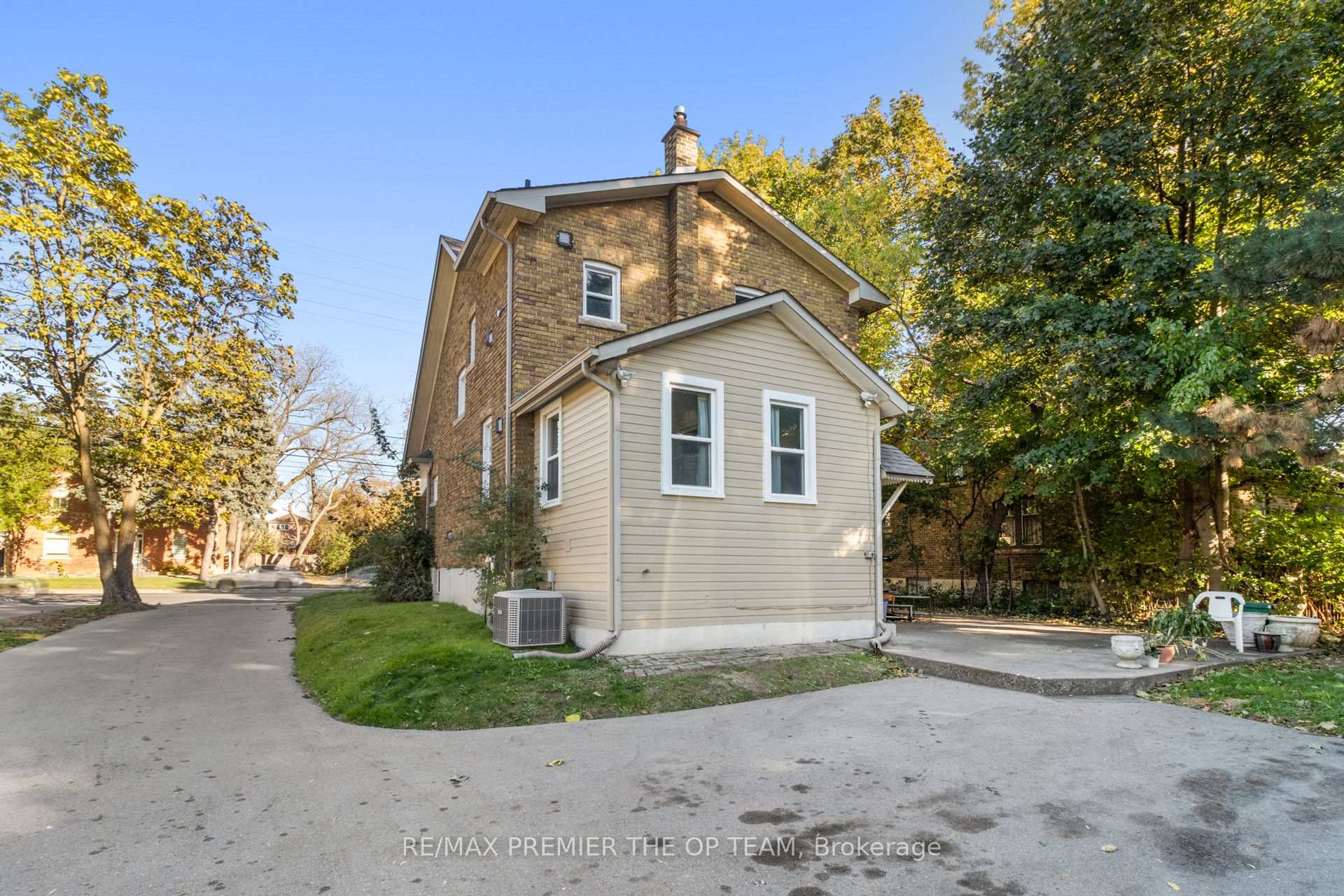 Photo 39 of 10128 Keele Street, Vaughan, Maple — HOMEH