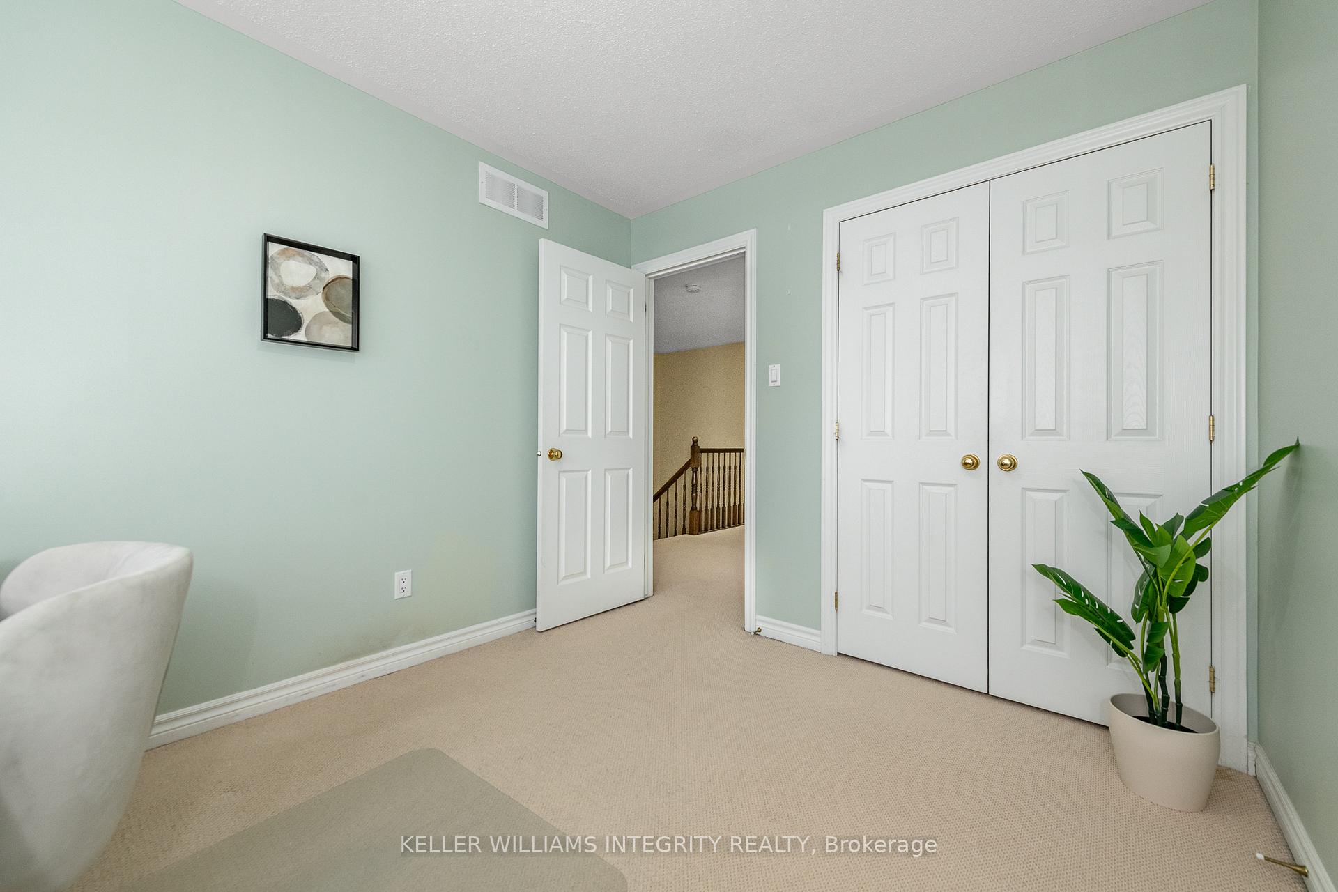 Photo 23 of 73 Hatchley Road, Ottawa, Blossom Park/Kemp Park/Findlay Creek — HOMEH