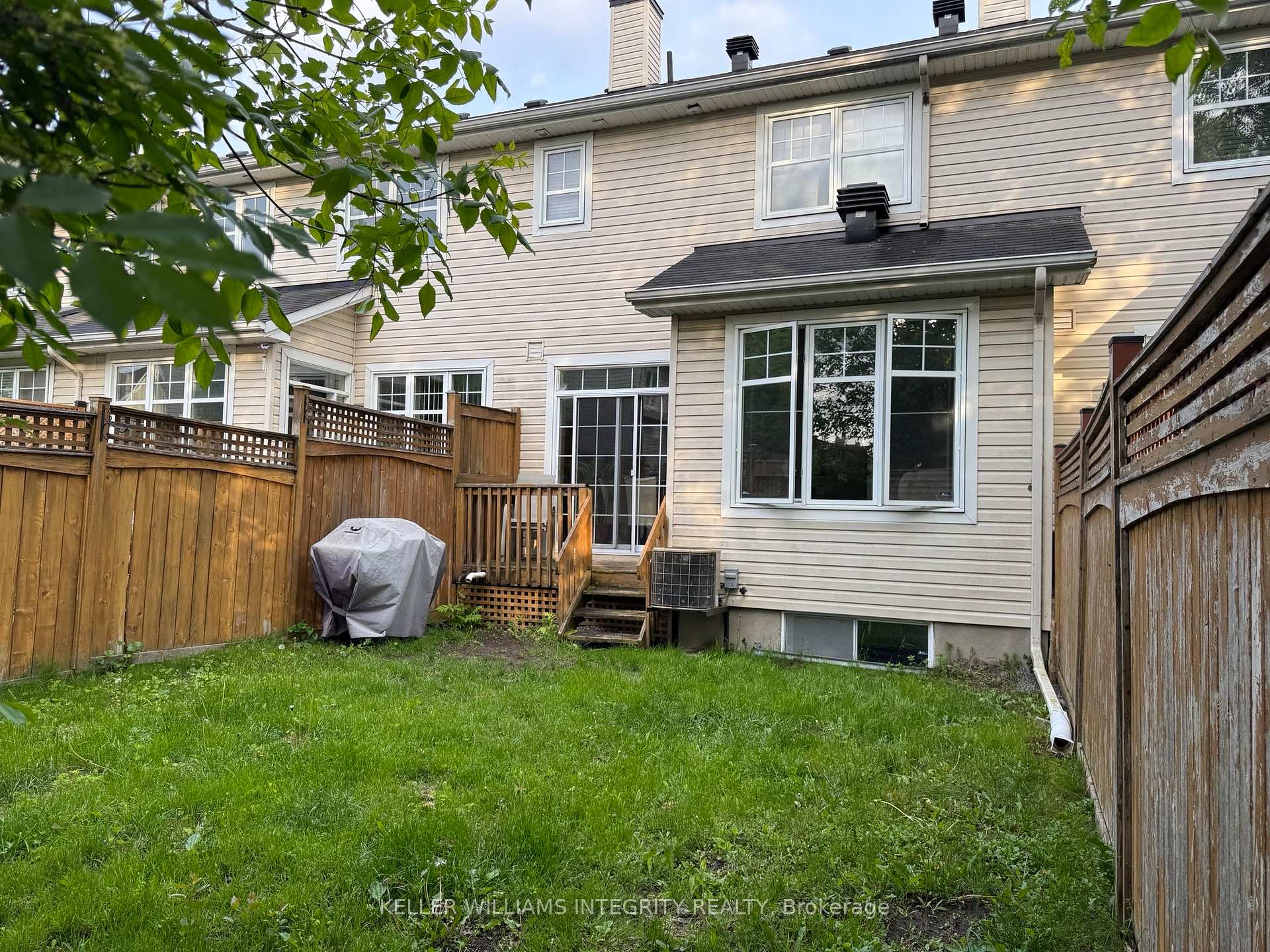 Photo 32 of 73 Hatchley Road, Ottawa, Blossom Park/Kemp Park/Findlay Creek — HOMEH