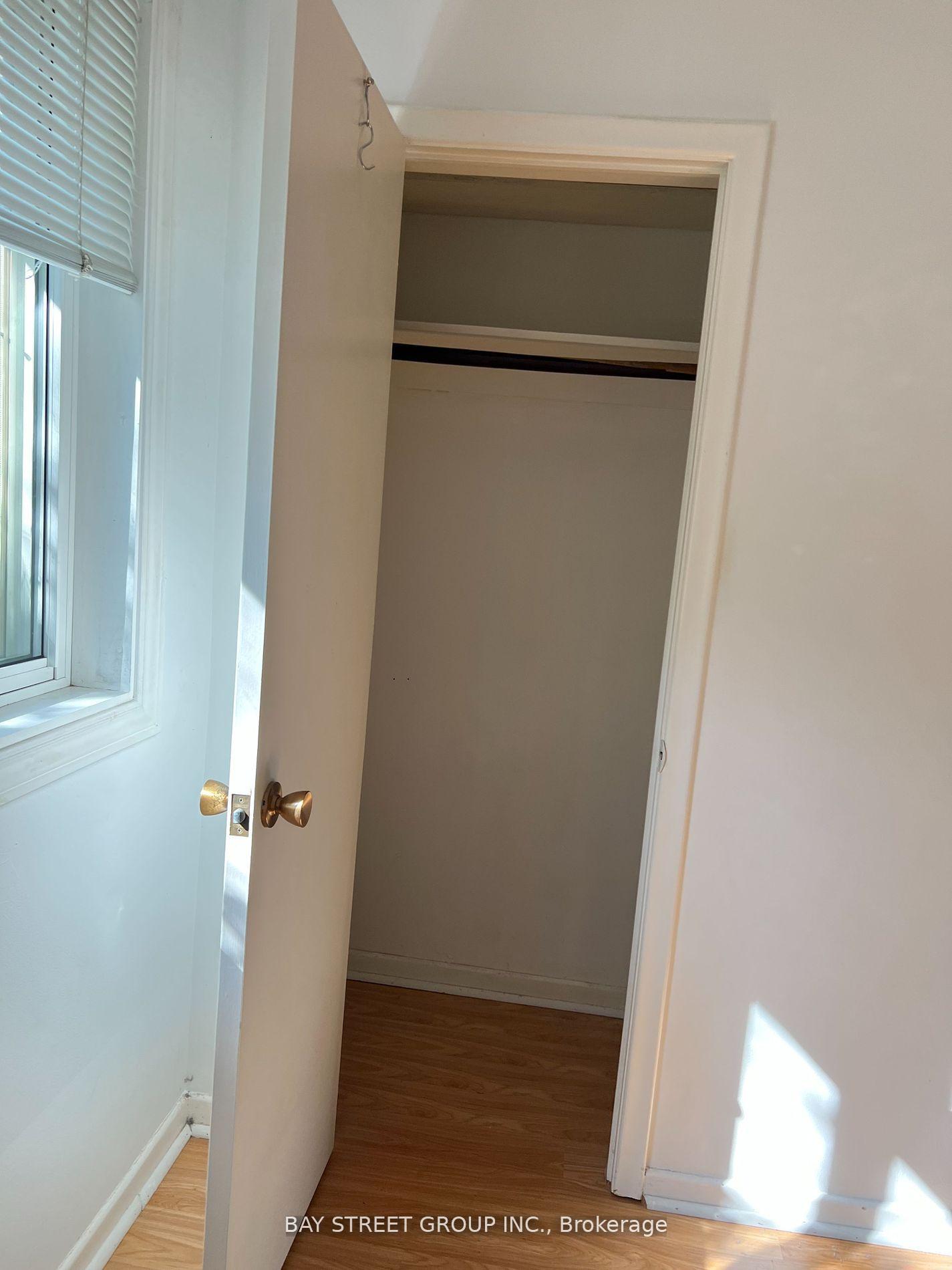Photo 12 of 19 Arrowflight Drive, Markham, Bullock — HOMEH