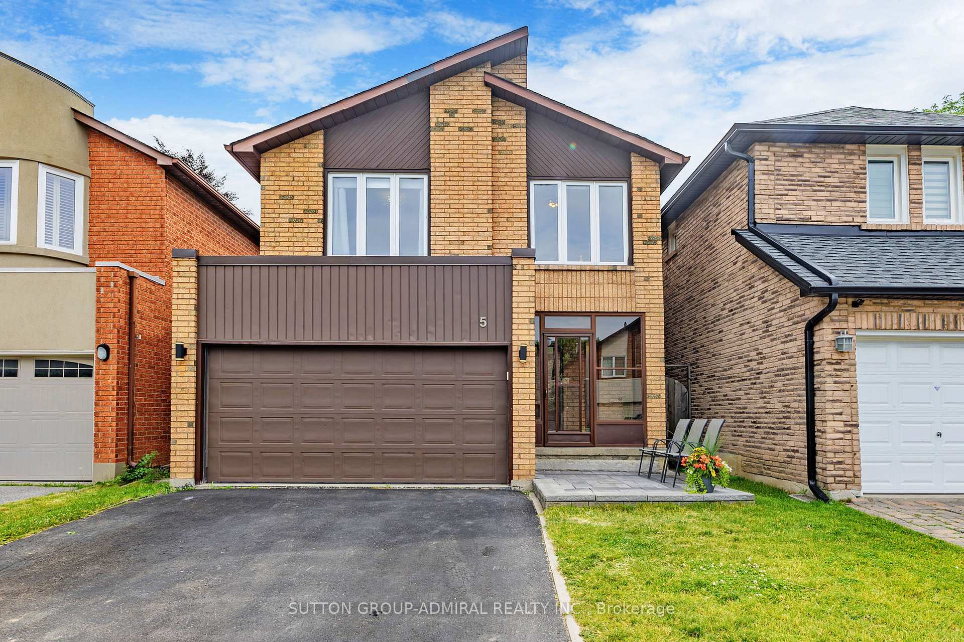 Photo 1 of 5 Kimbergate Way, Vaughan, Brownridge — HOMEH